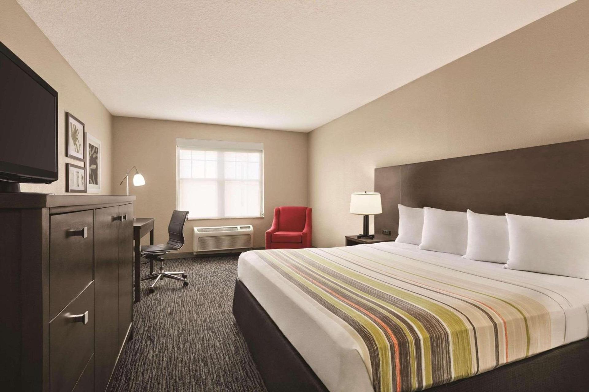 Country Inn & Suites by Radisson, Tampa-Brandon, FL photo 10