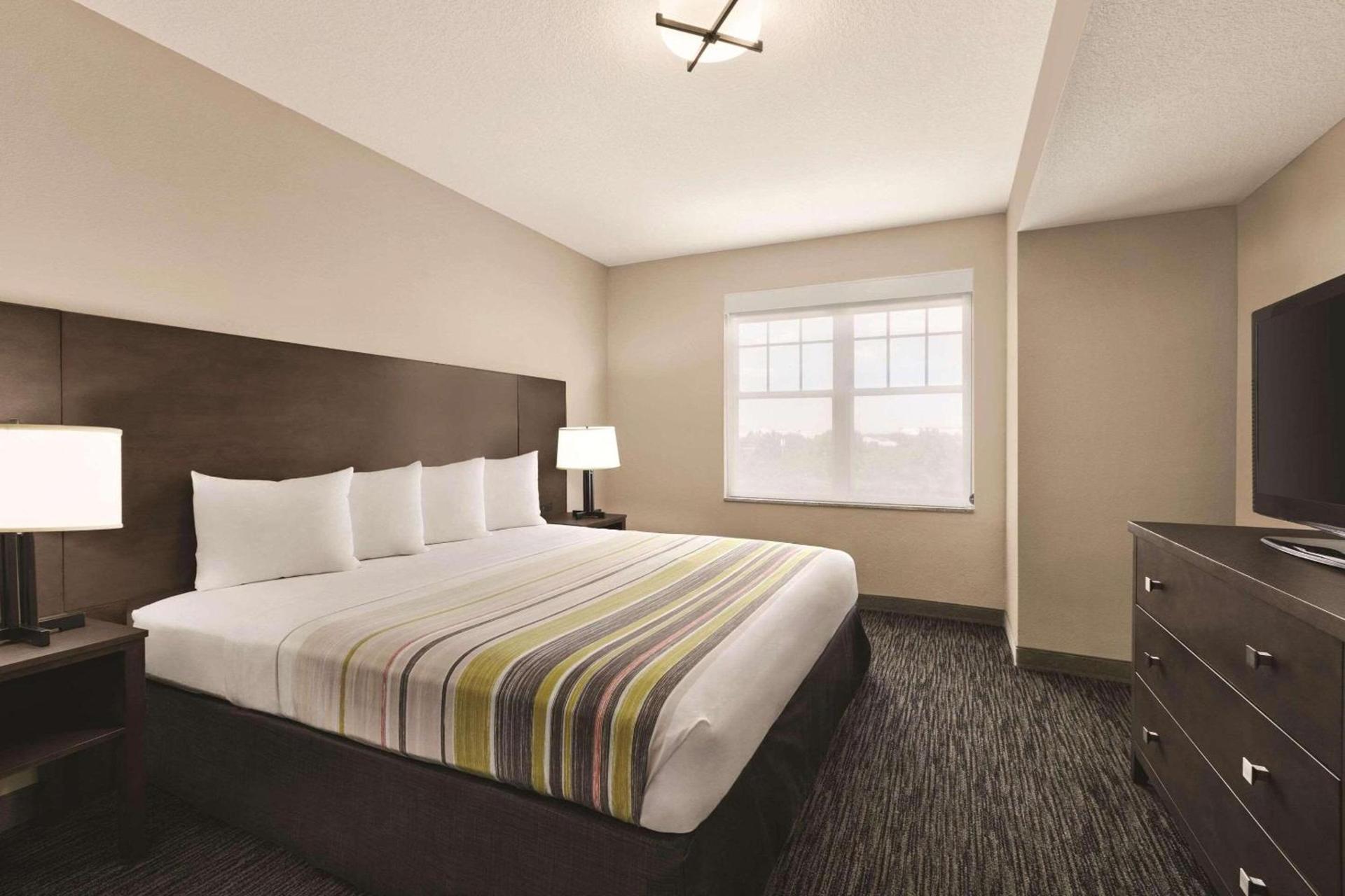 Country Inn & Suites by Radisson, Tampa-Brandon, FL photo 19