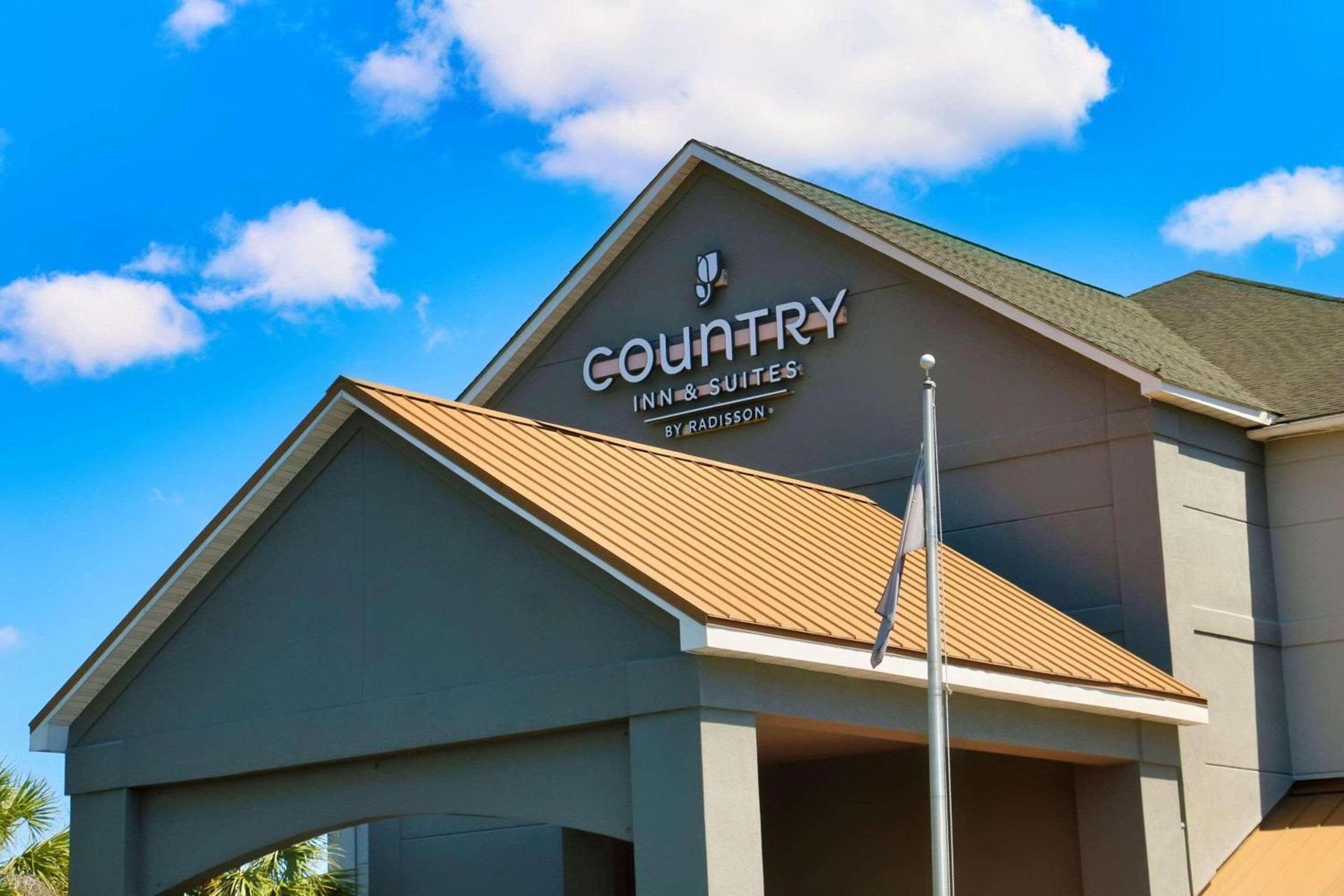 Country Inn & Suites by Radisson, Savannah Gateway, GA photo 1