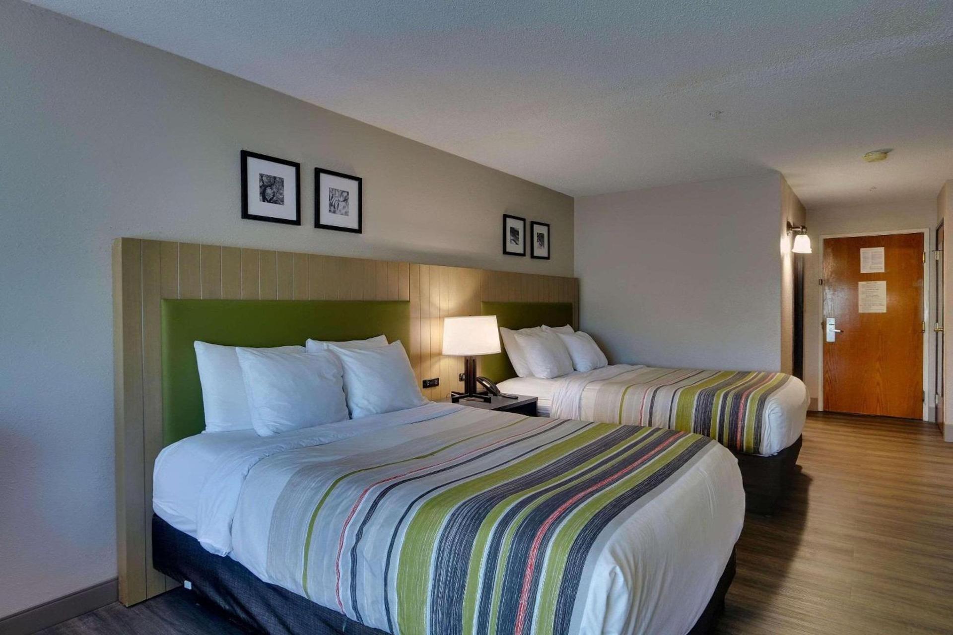 Country Inn & Suites by Radisson, Savannah Gateway, GA photo 6