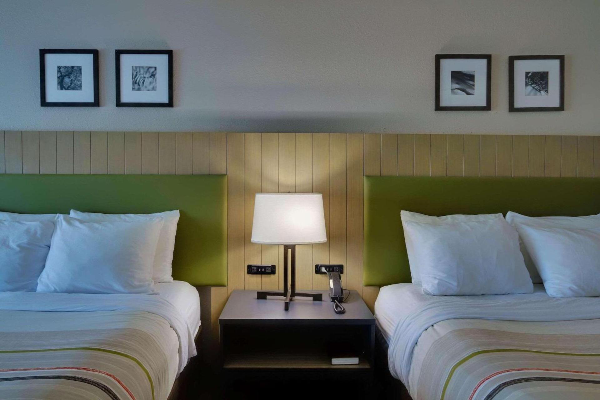 Country Inn & Suites by Radisson, Savannah Gateway, GA photo 10