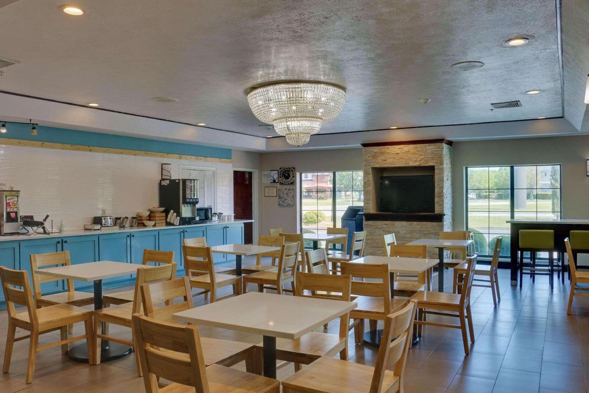 Country Inn & Suites by Radisson, Savannah Gateway, GA photo 11