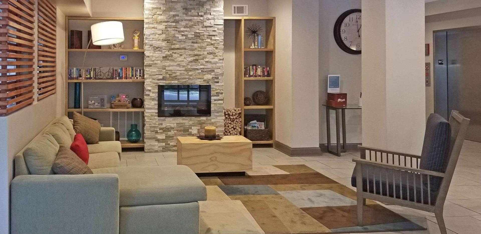 Country Inn & Suites by Radisson, Canton, GA photo 2