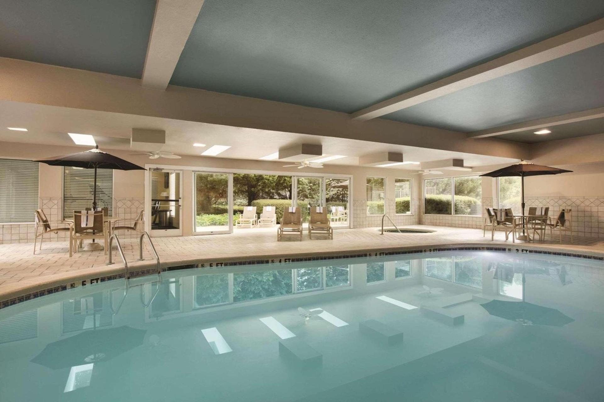 Country Inn & Suites By Radisson, Atlanta Airport North, GA photo 7