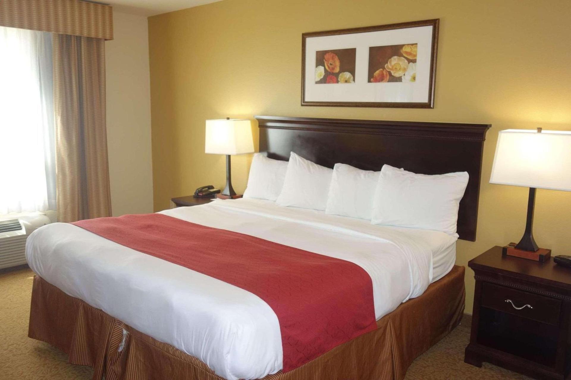 Comfort Inn & Suites Rome South photo 5