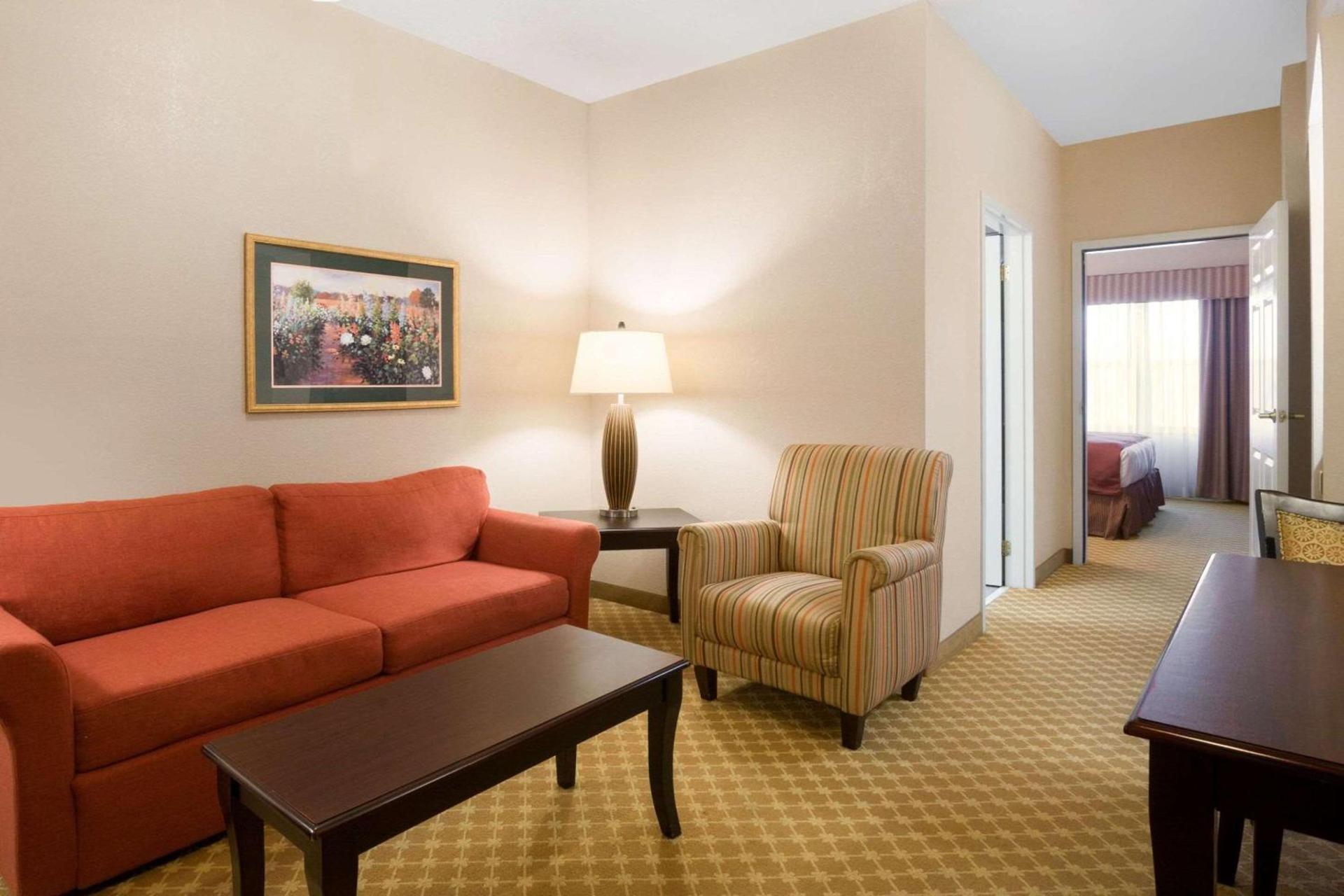 Country Inn & Suites by Radisson, Columbus, GA photo 38
