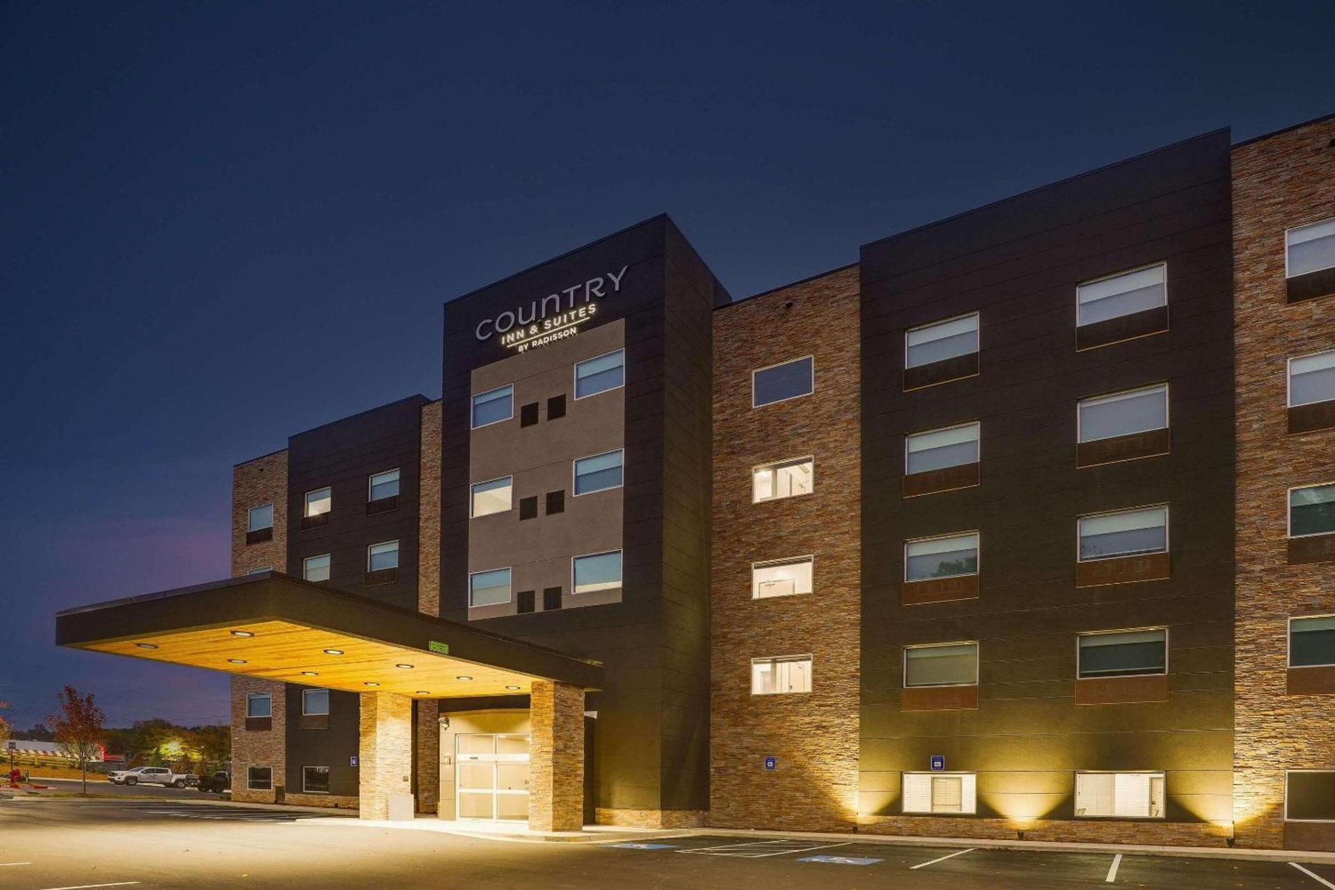 Country Inn & Suites by Radisson, Cumming near NorthSide Hospital Forsyth photo 3