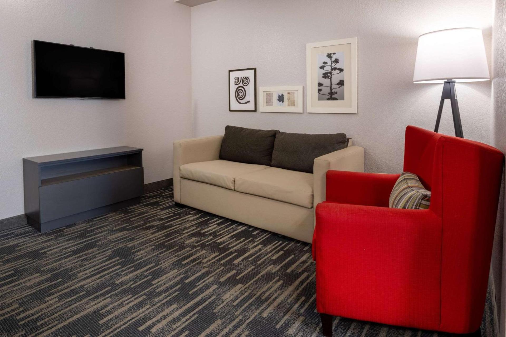 Country Inn & Suites by Radisson, Valdosta, GA photo 12