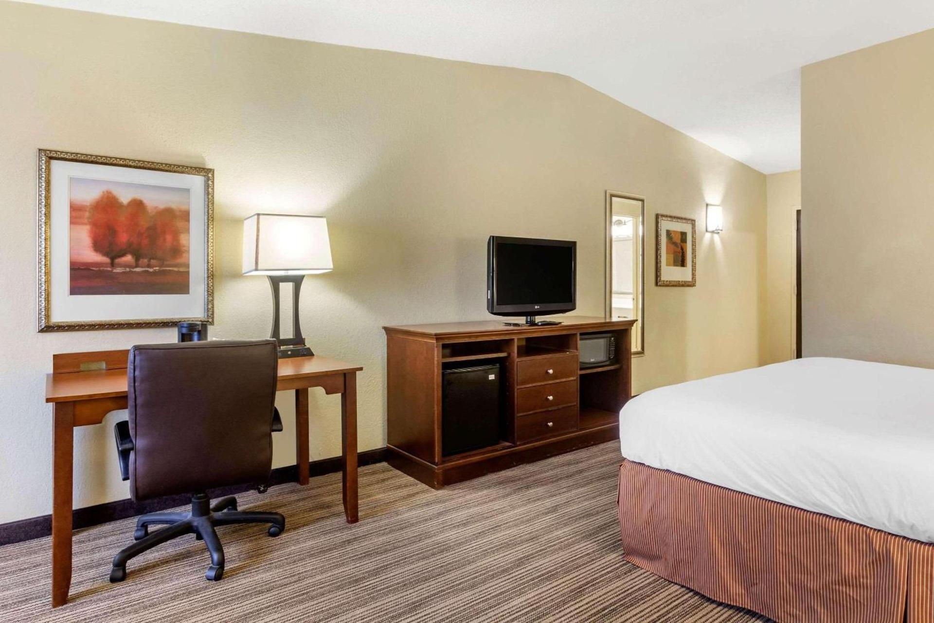 Country Inn & Suites by Radisson, Atlanta Downtown photo 10