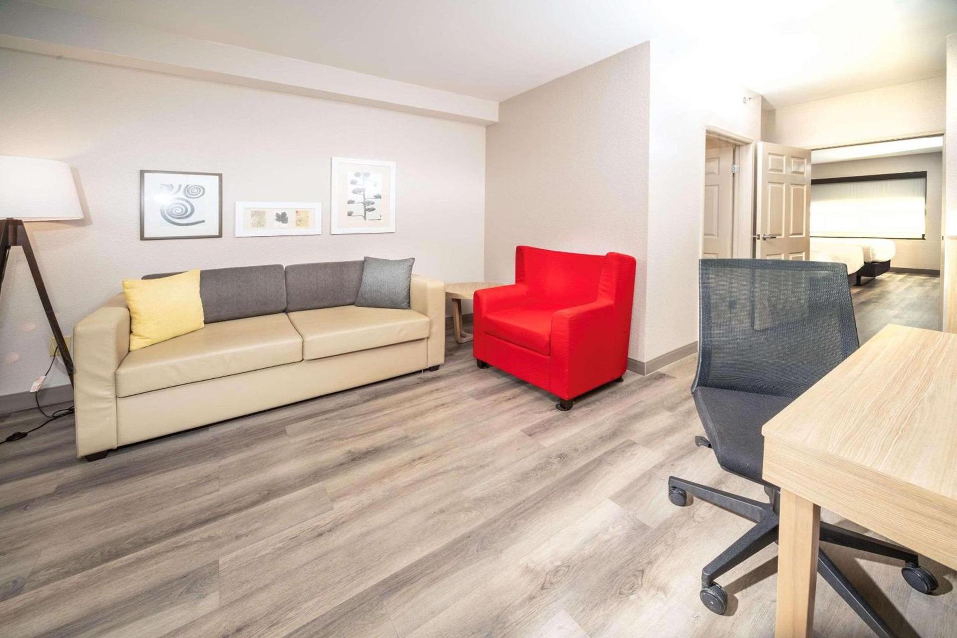 Country Inn & Suites by Radisson, Stone Mountain, GA photo 16
