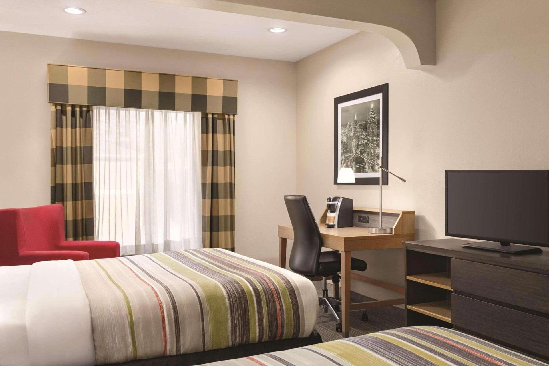 Country Inn & Suites by Radisson, Griffin, GA photo 10