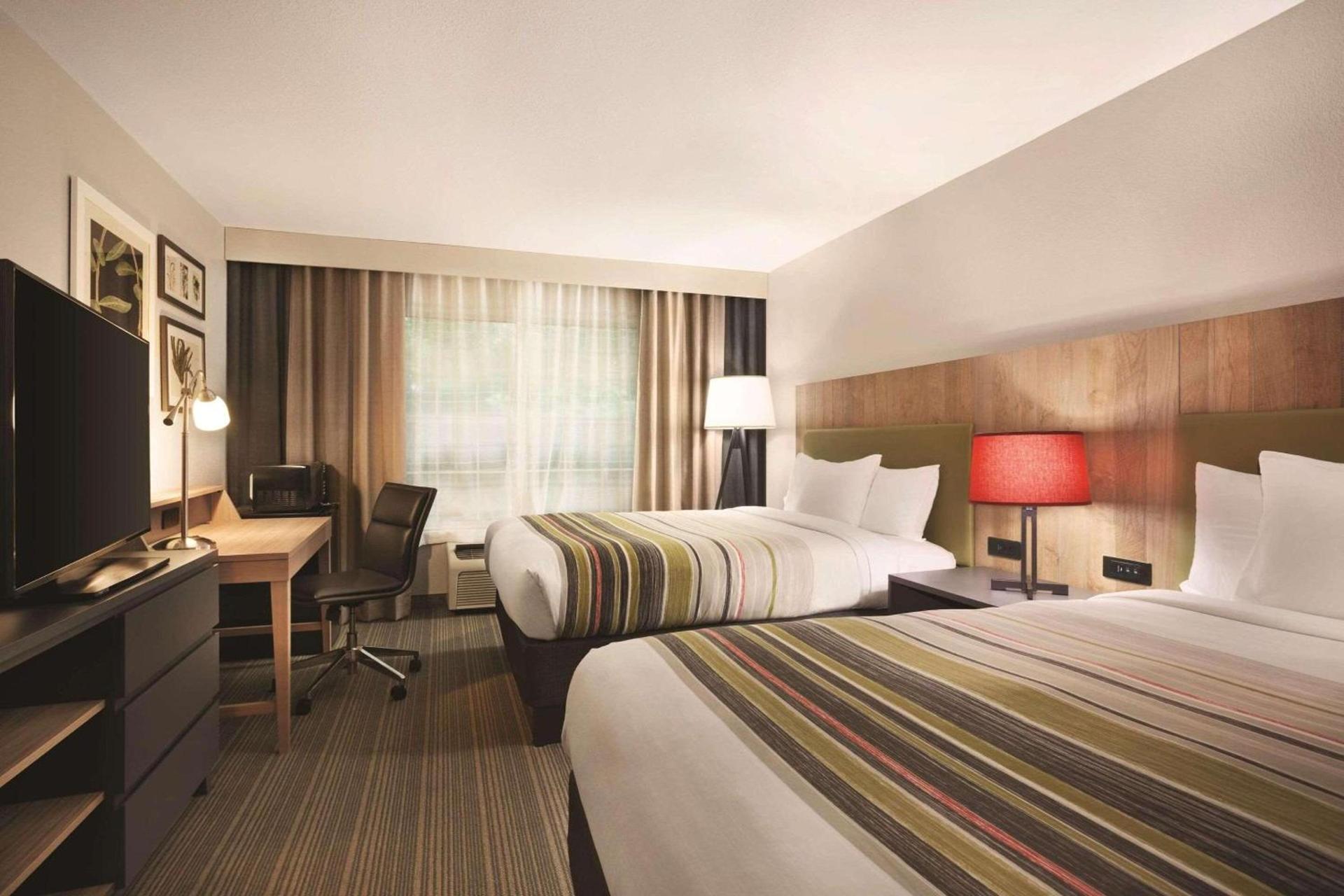Country Inn & Suites by Radisson, Newnan, GA photo 2