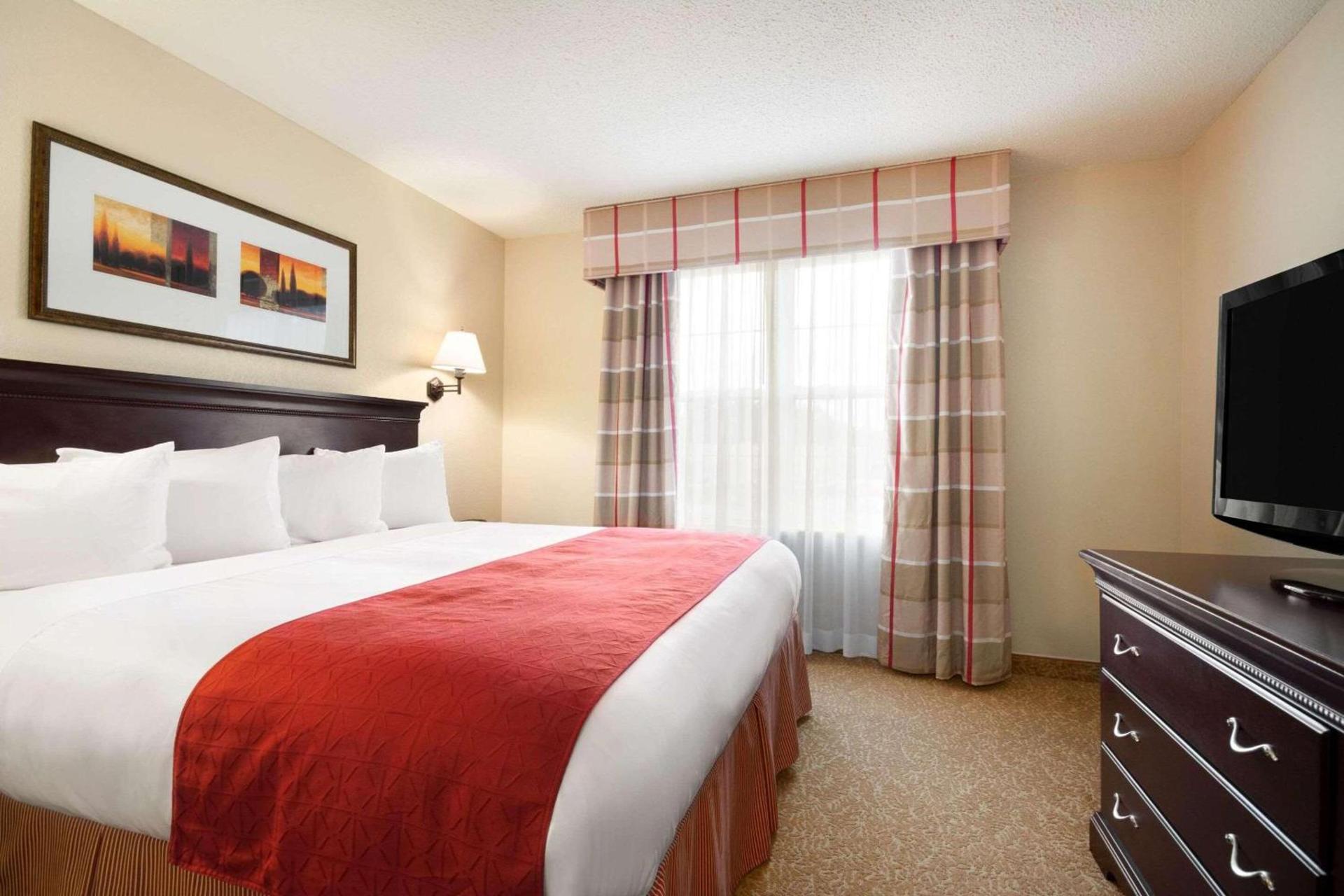 Country Inn & Suites by Radisson, Norcross, GA photo 5