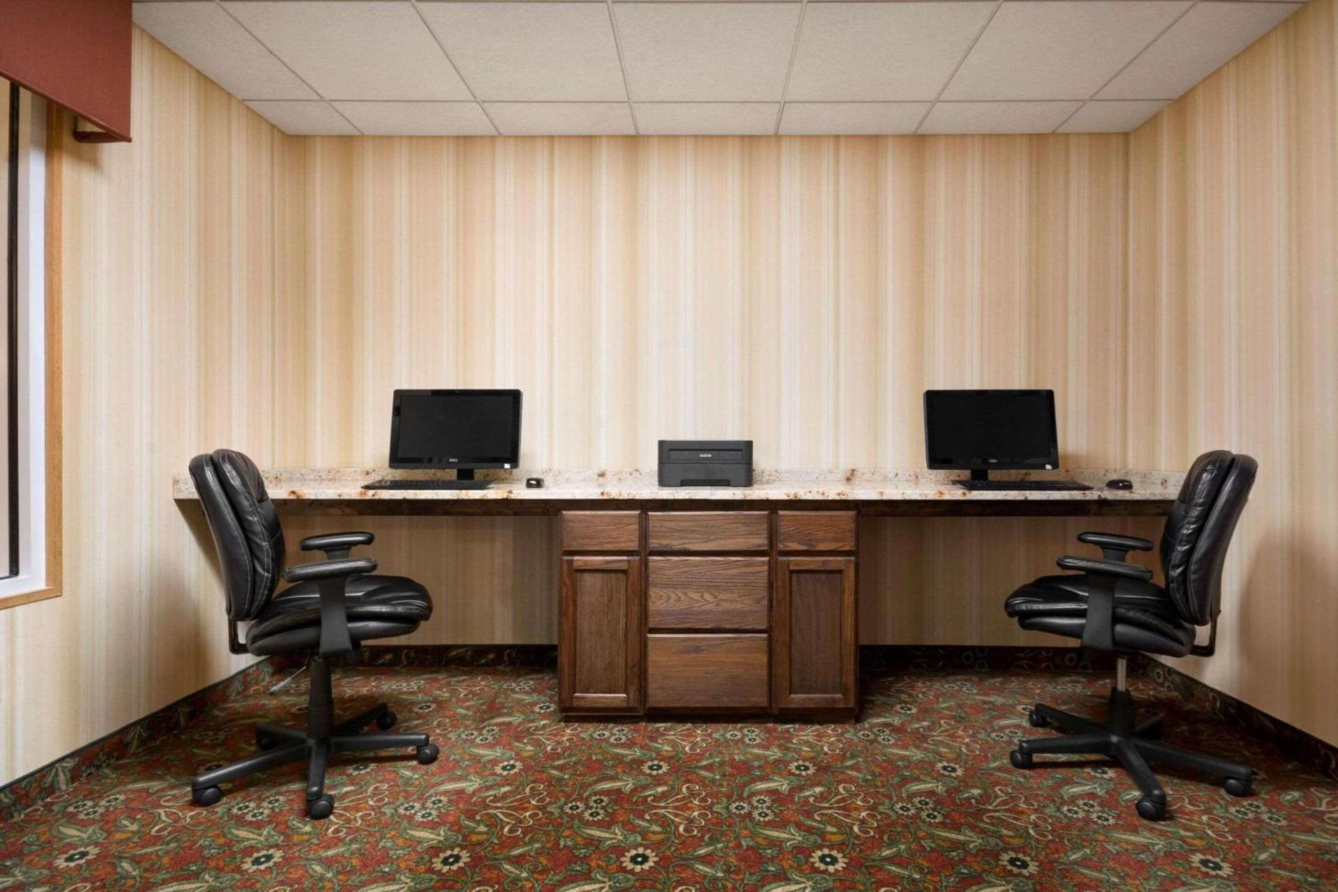 Country Inn & Suites by Radisson, Norcross, GA photo 9