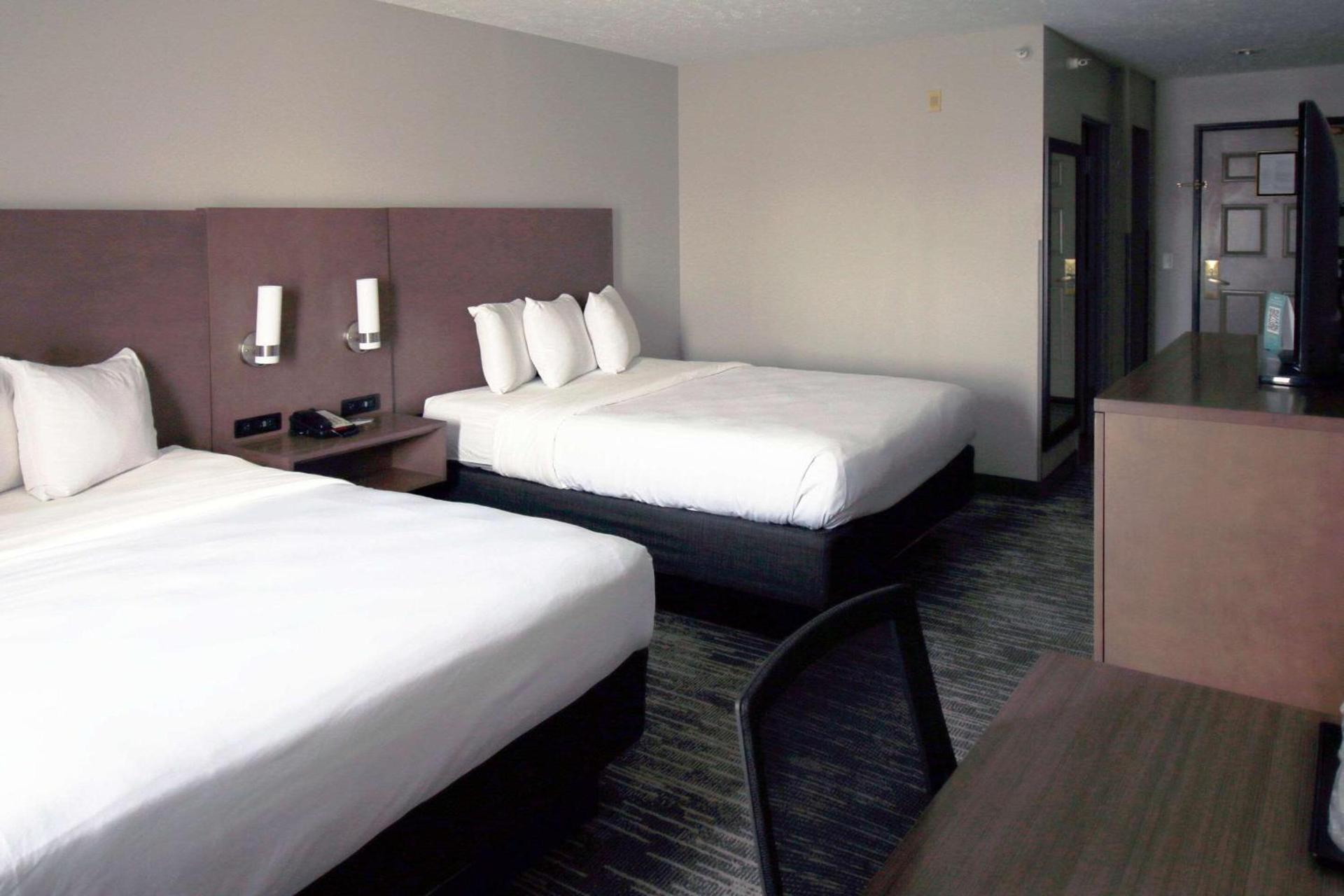 Country Inn & Suites by Radisson, Council Bluffs, IA photo 26