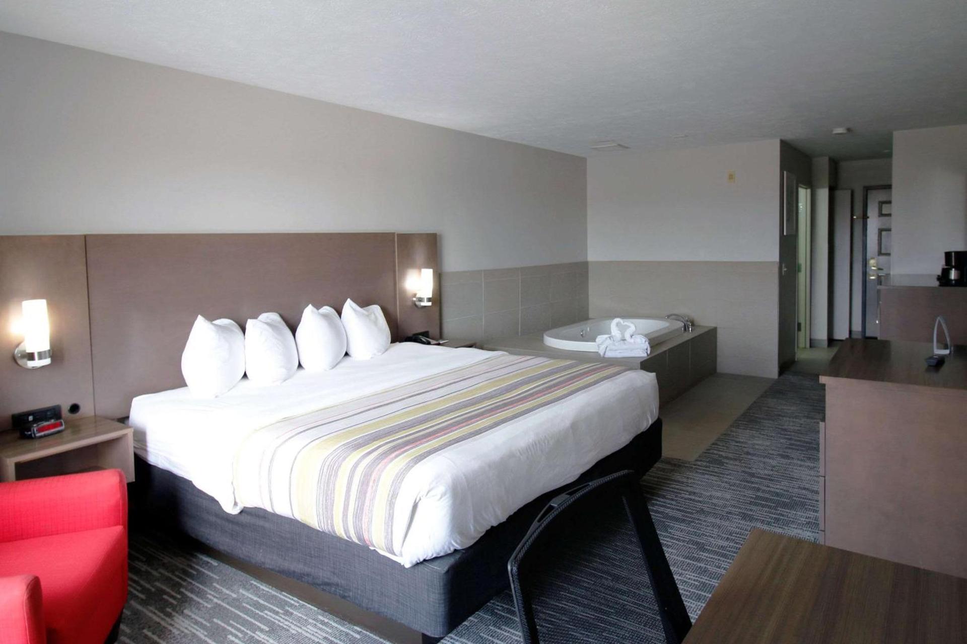 Country Inn & Suites by Radisson, Council Bluffs, IA photo 34