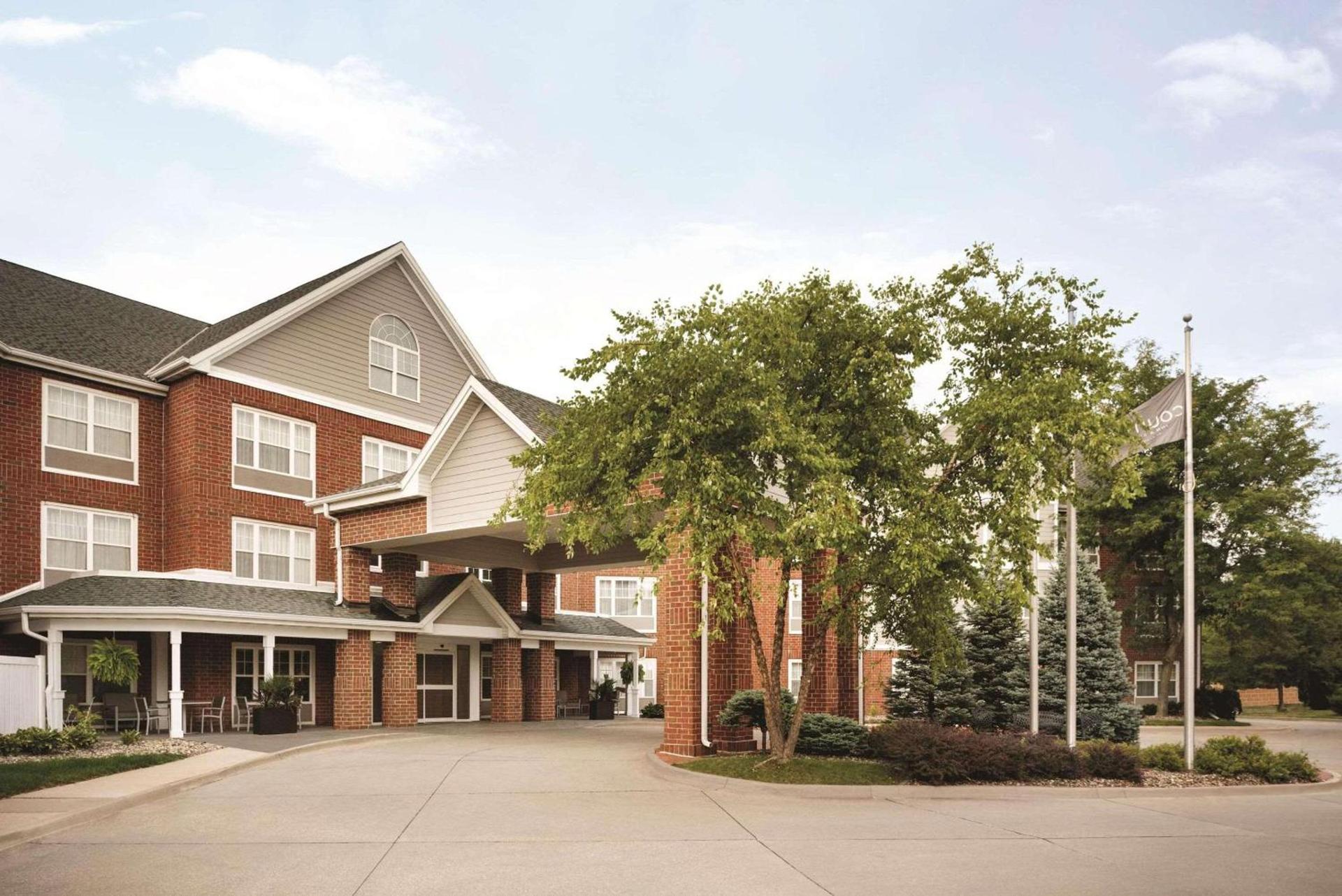 Country Inn & Suites by Radisson, Des Moines West, IA — hotel in Clive