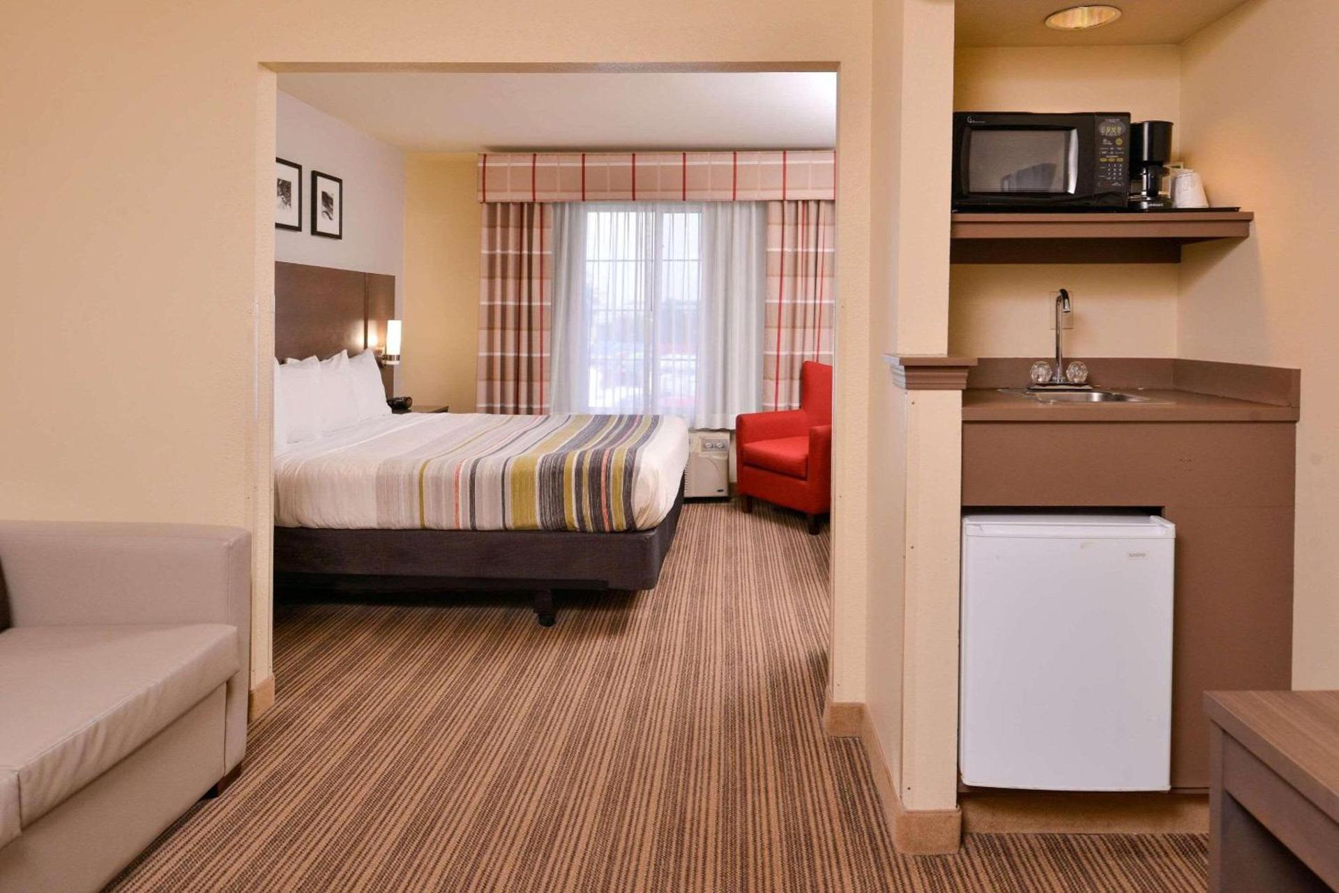 Country Inn & Suites by Radisson, Omaha Airport, IA photo 32