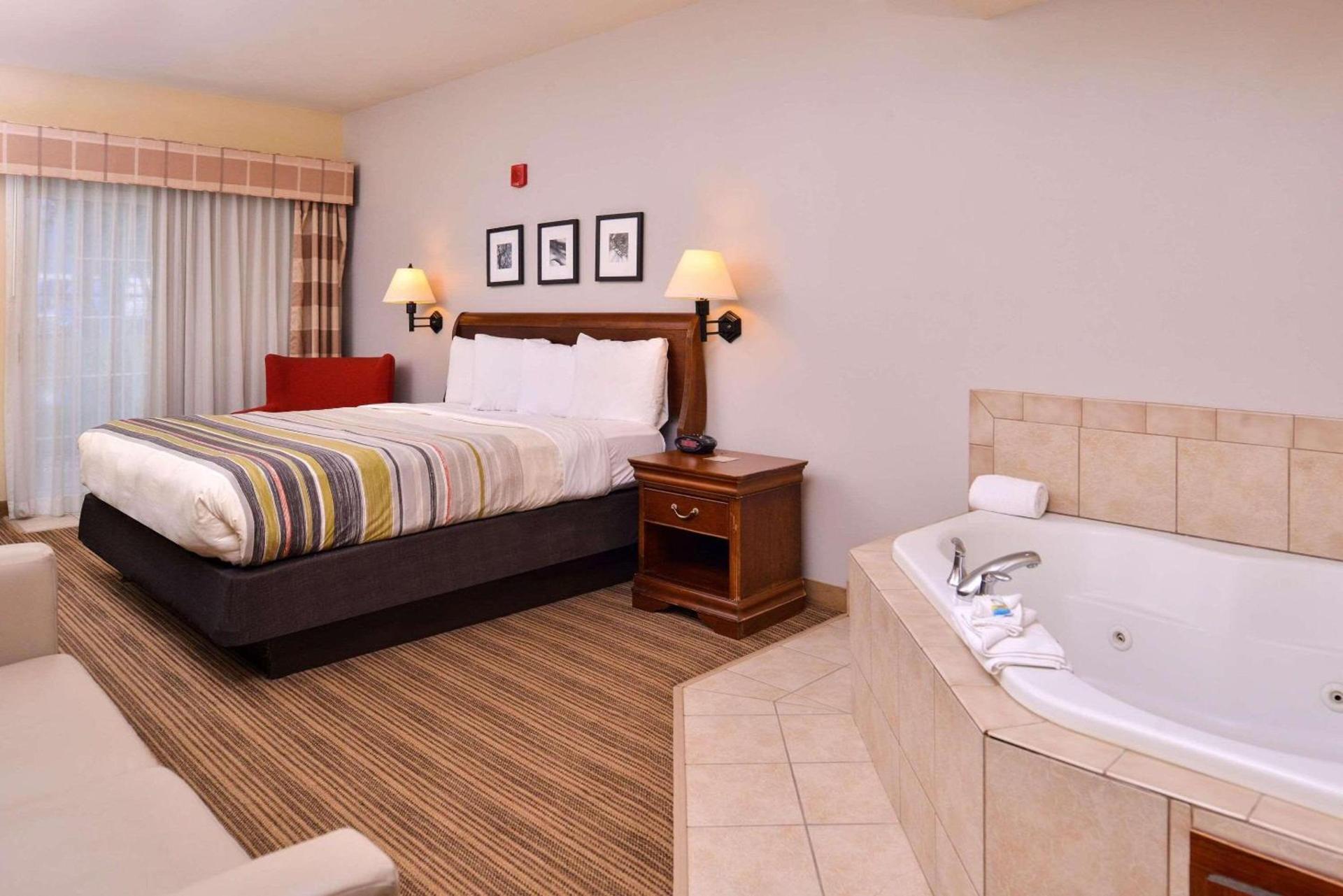 Country Inn & Suites by Radisson, Omaha Airport, IA photo 33