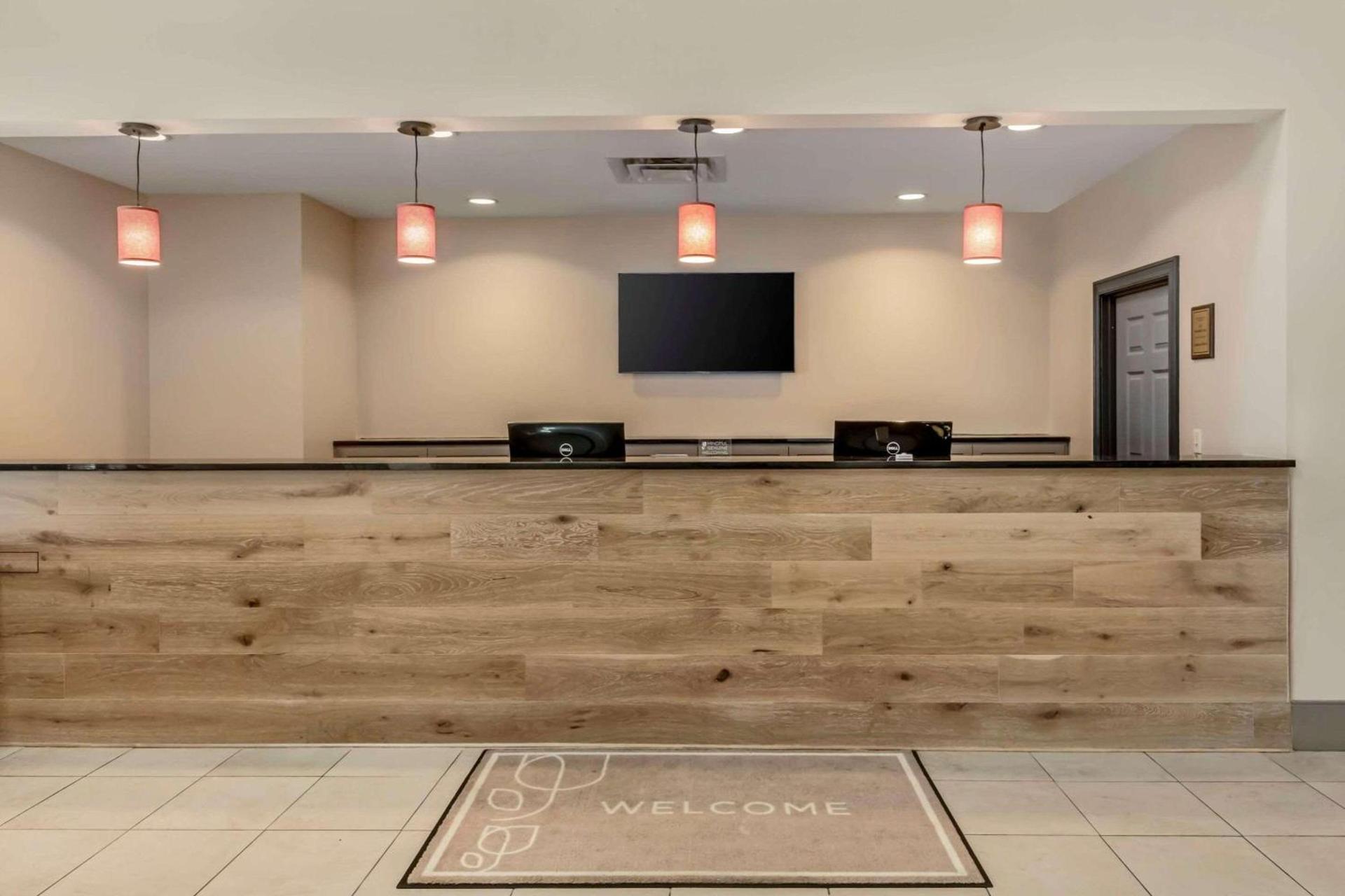 Country Inn & Suites by Radisson, Elk Grove Village-Itasca photo 6