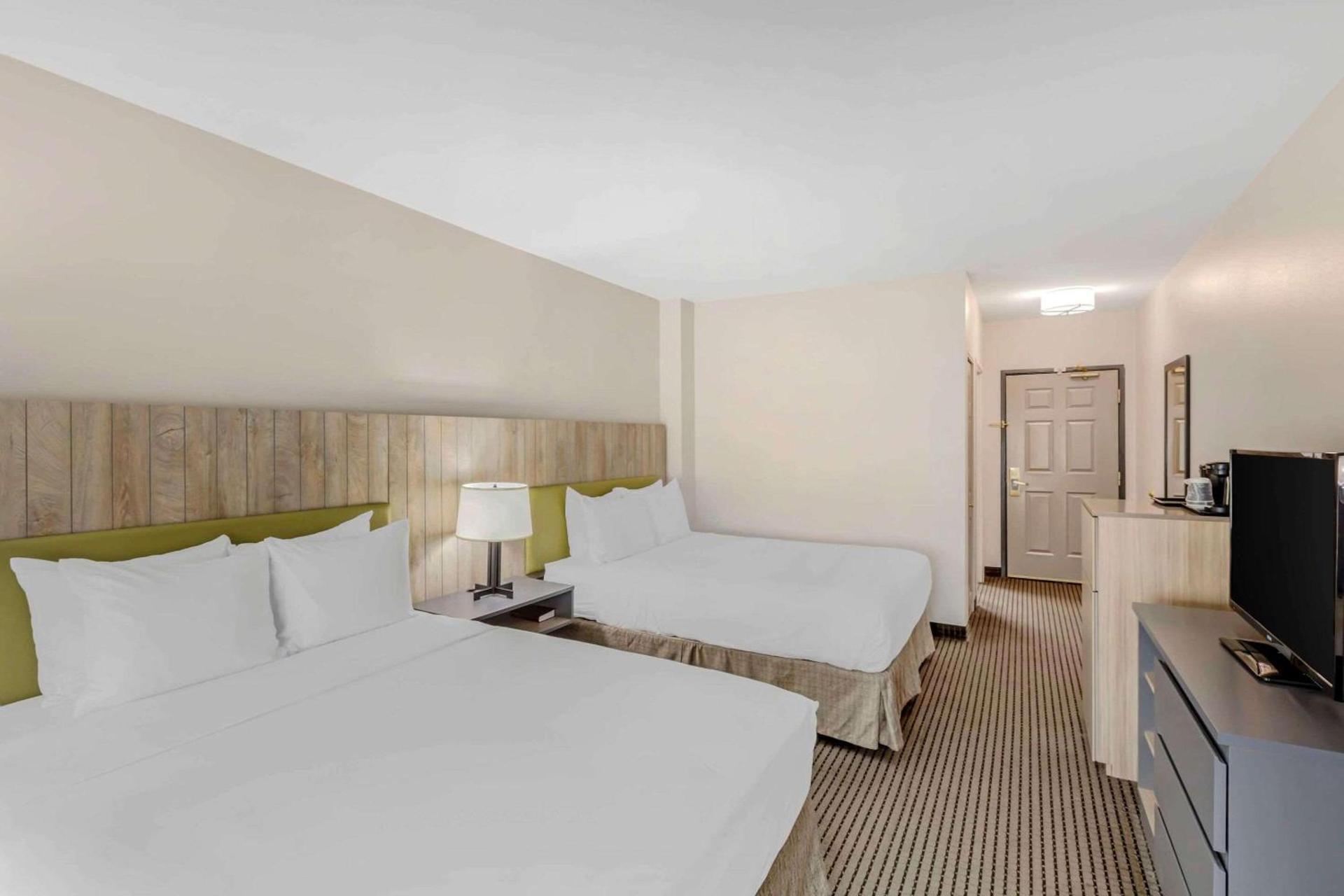 Country Inn & Suites by Radisson, Elk Grove Village-Itasca photo 8