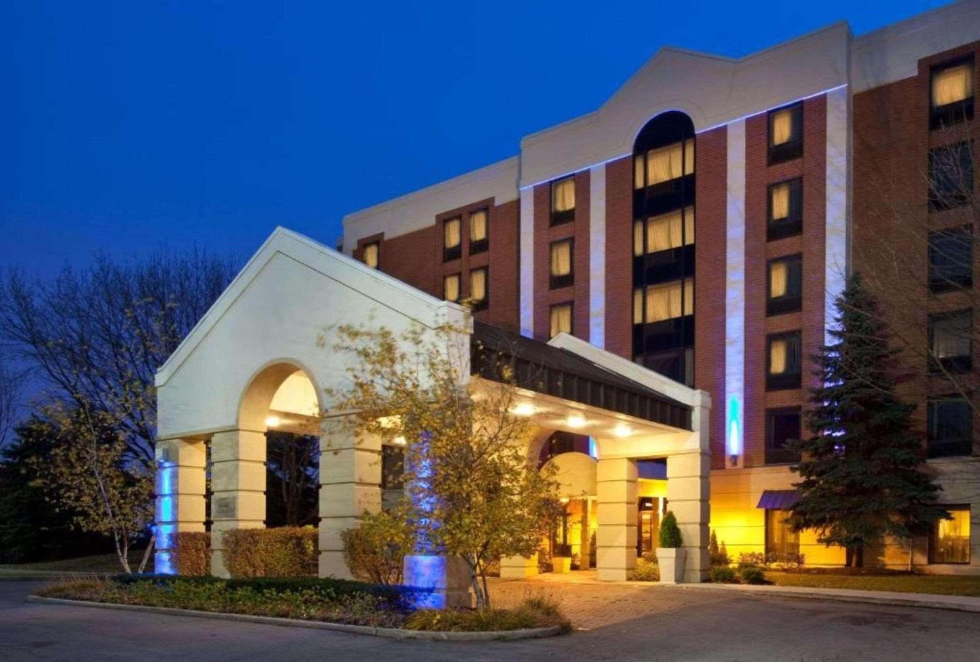 Radisson Hotel Schaumburg photo 1
