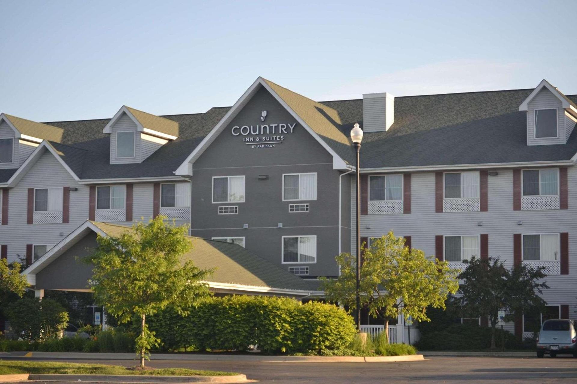 Country Inn & Suites by Radisson, Gurnee, IL — hotel in Gurnee