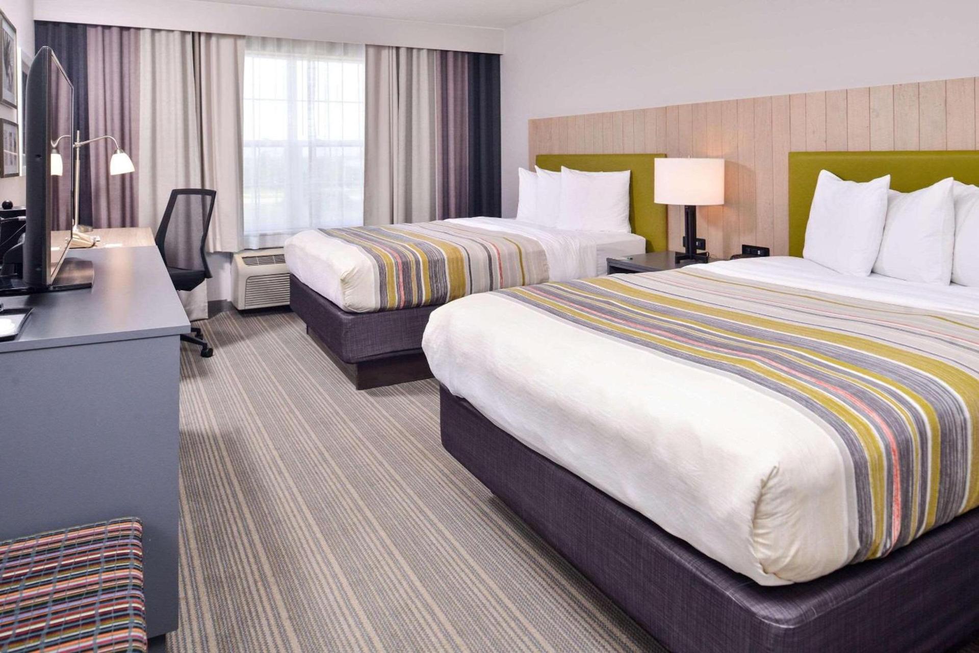 Country Inn & Suites by Radisson, Tinley Park, IL photo 10