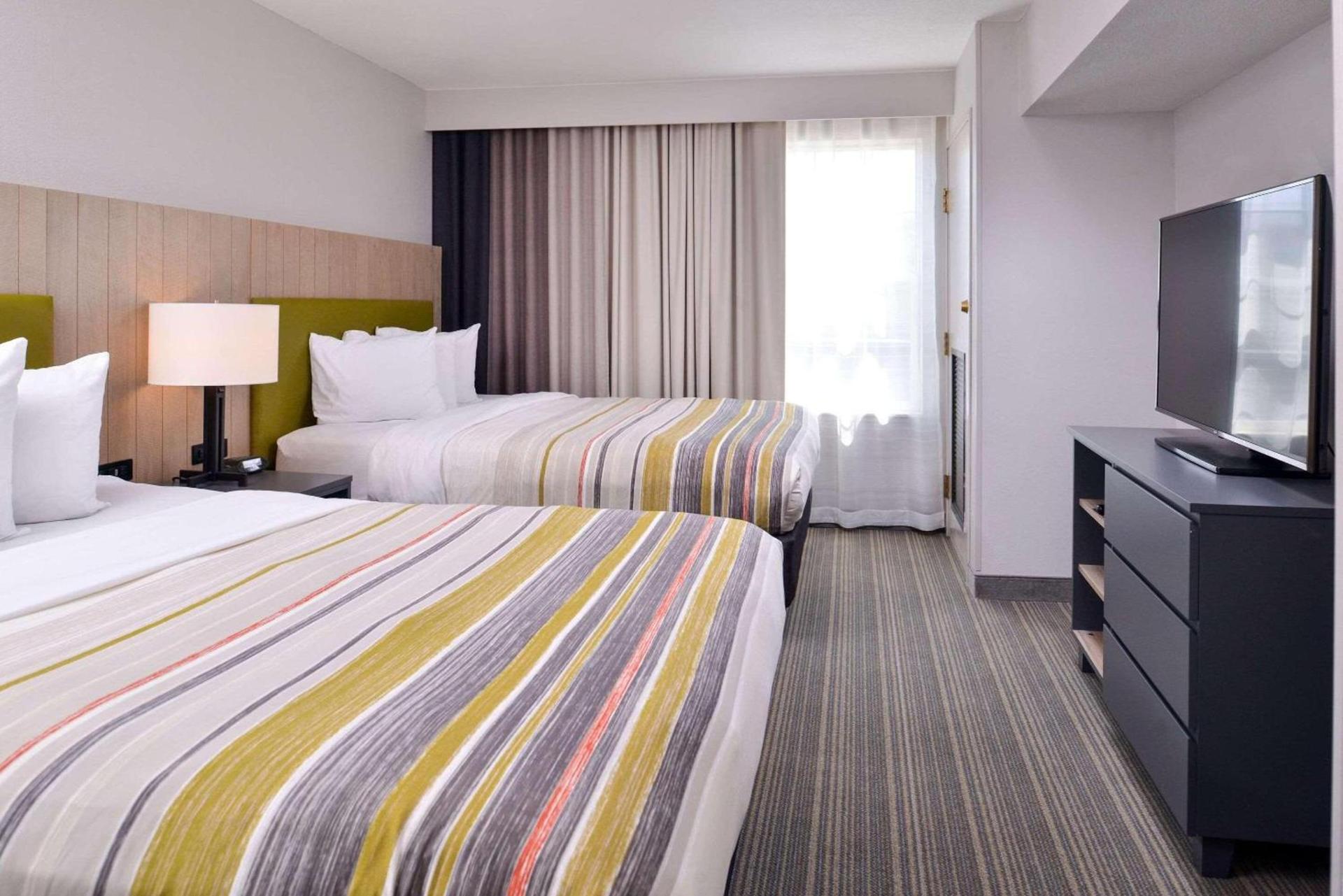 Country Inn & Suites by Radisson, Tinley Park, IL photo 23