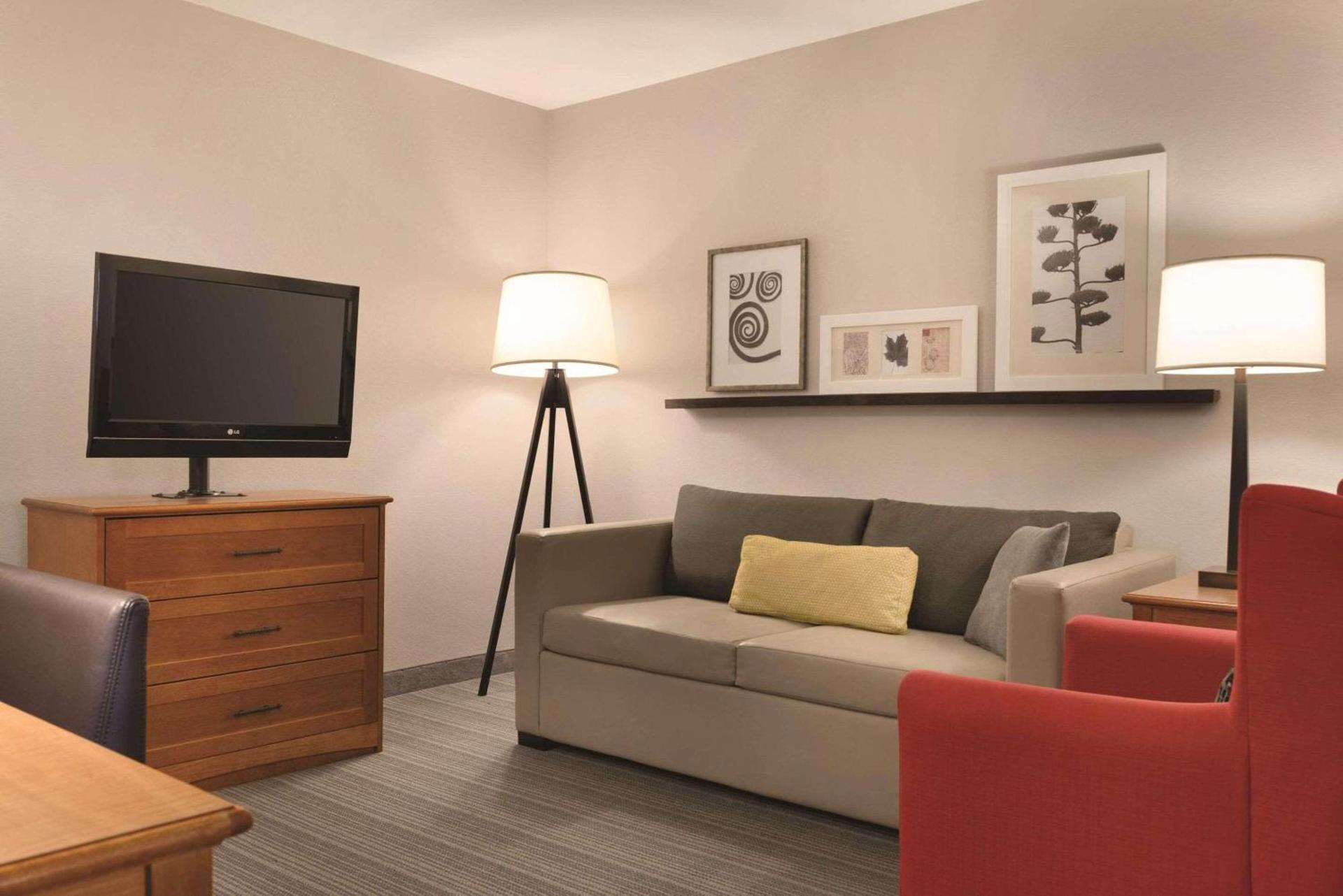 Country Inn & Suites by Radisson, Portage, IN photo 58