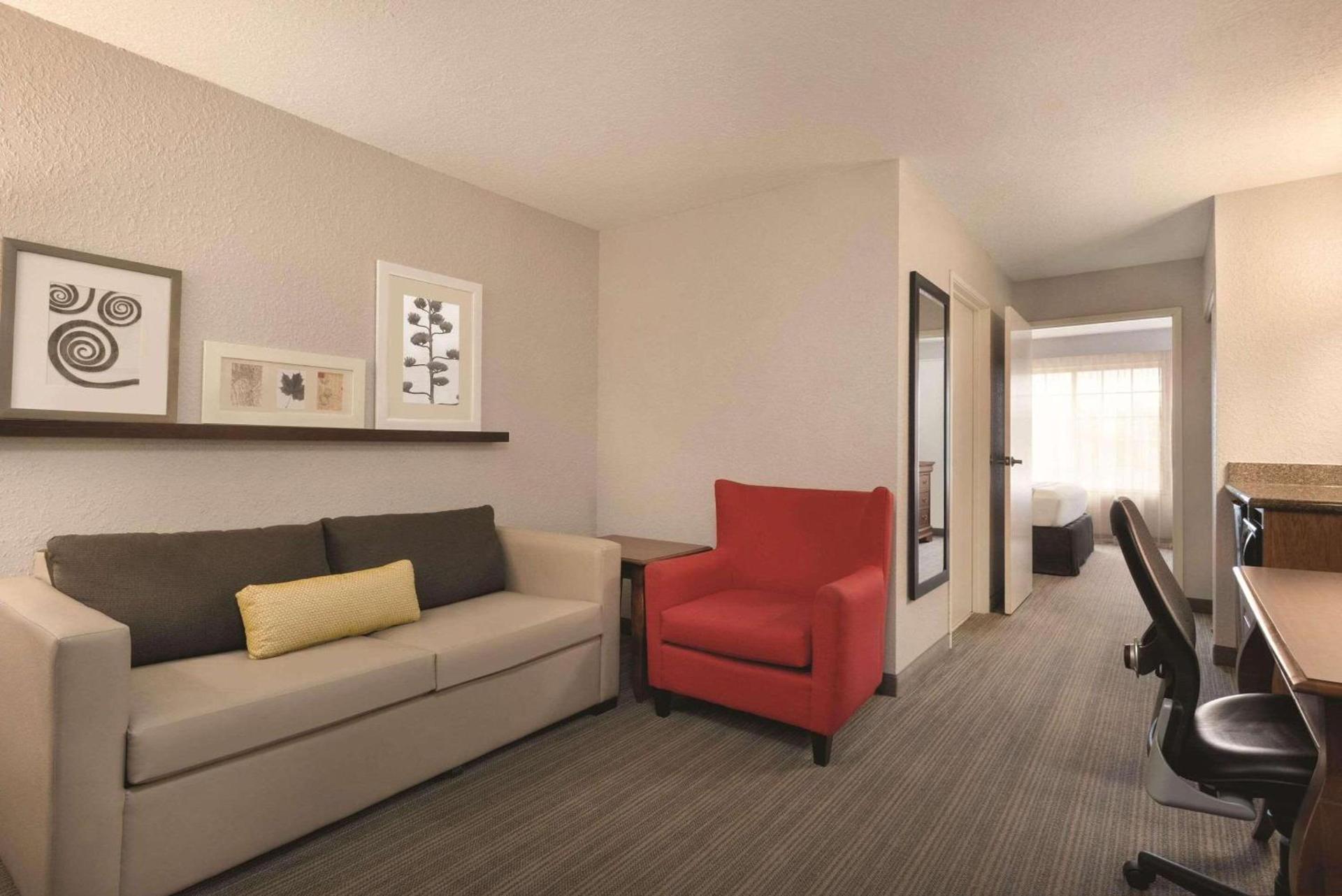 Country Inn & Suites by Radisson, Valparaiso, IN photo 12