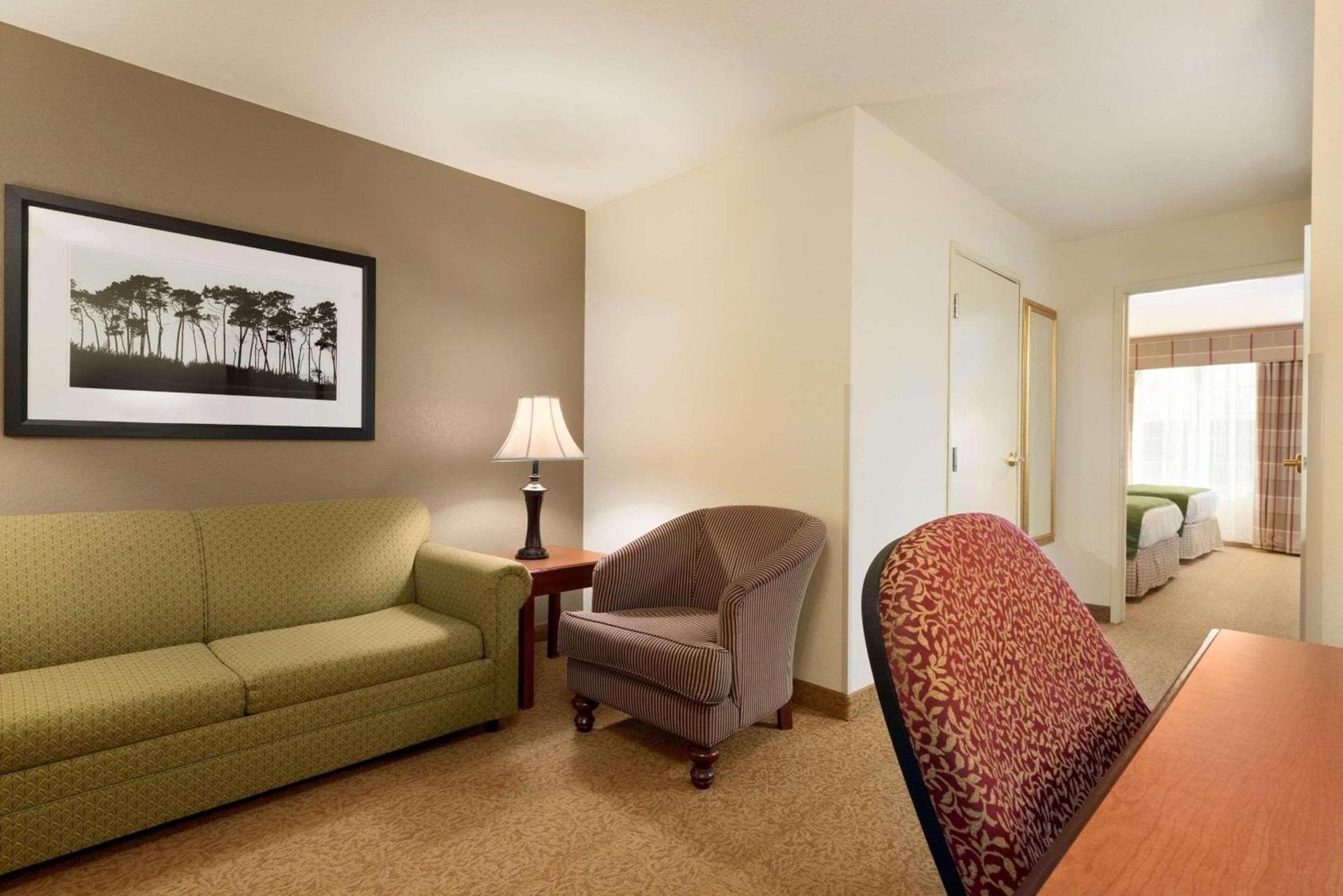 Garner Hotel Paducah West photo 7