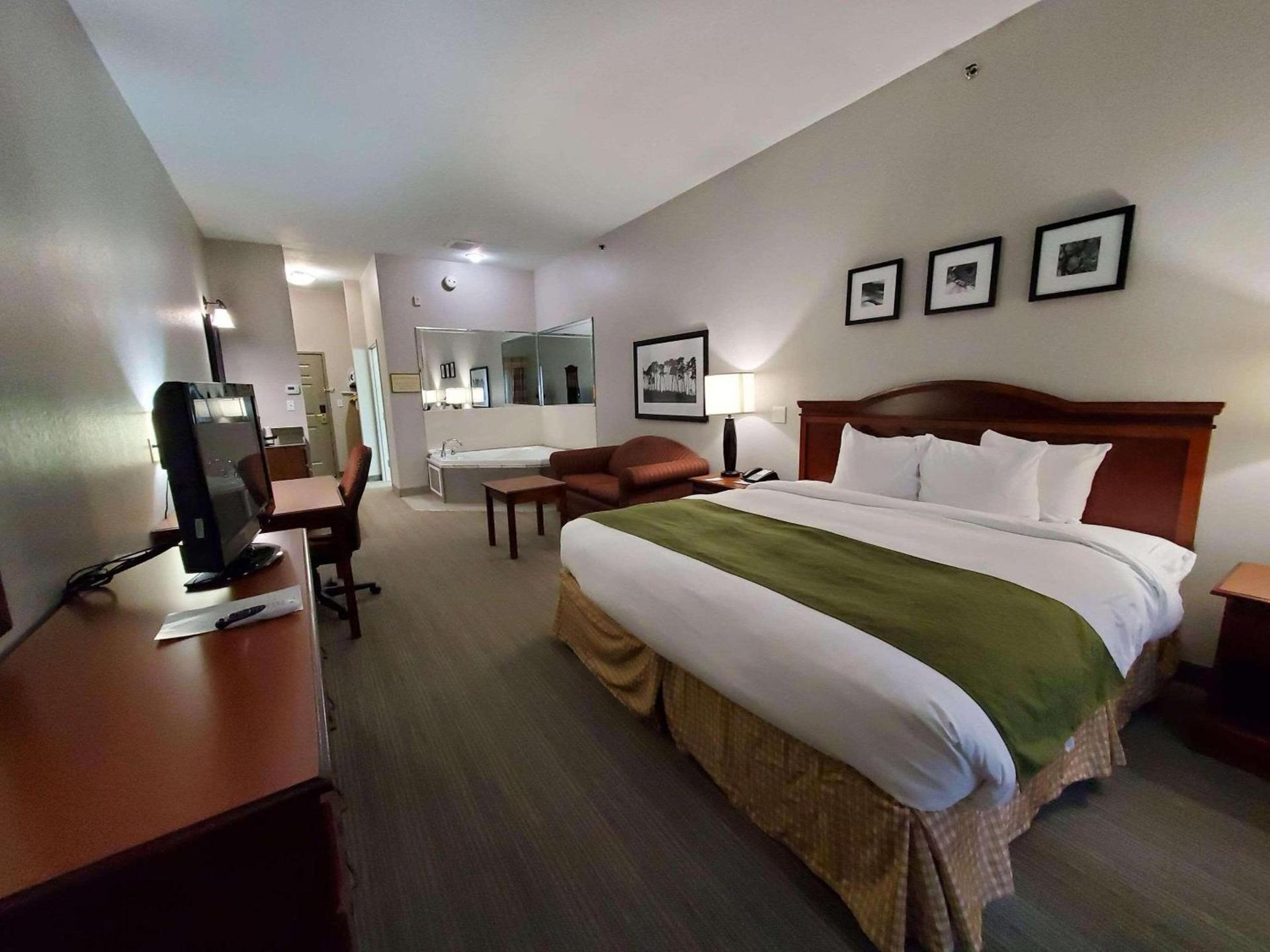 Garner Hotel Paducah West photo 8
