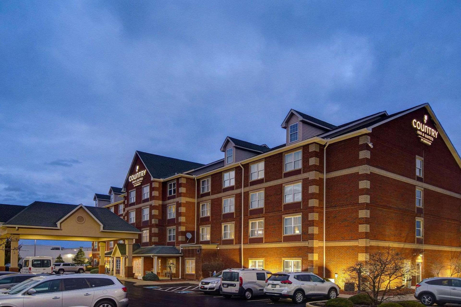 Country Inn & Suites by Radisson, Cincinnati Airport, KY photo 2