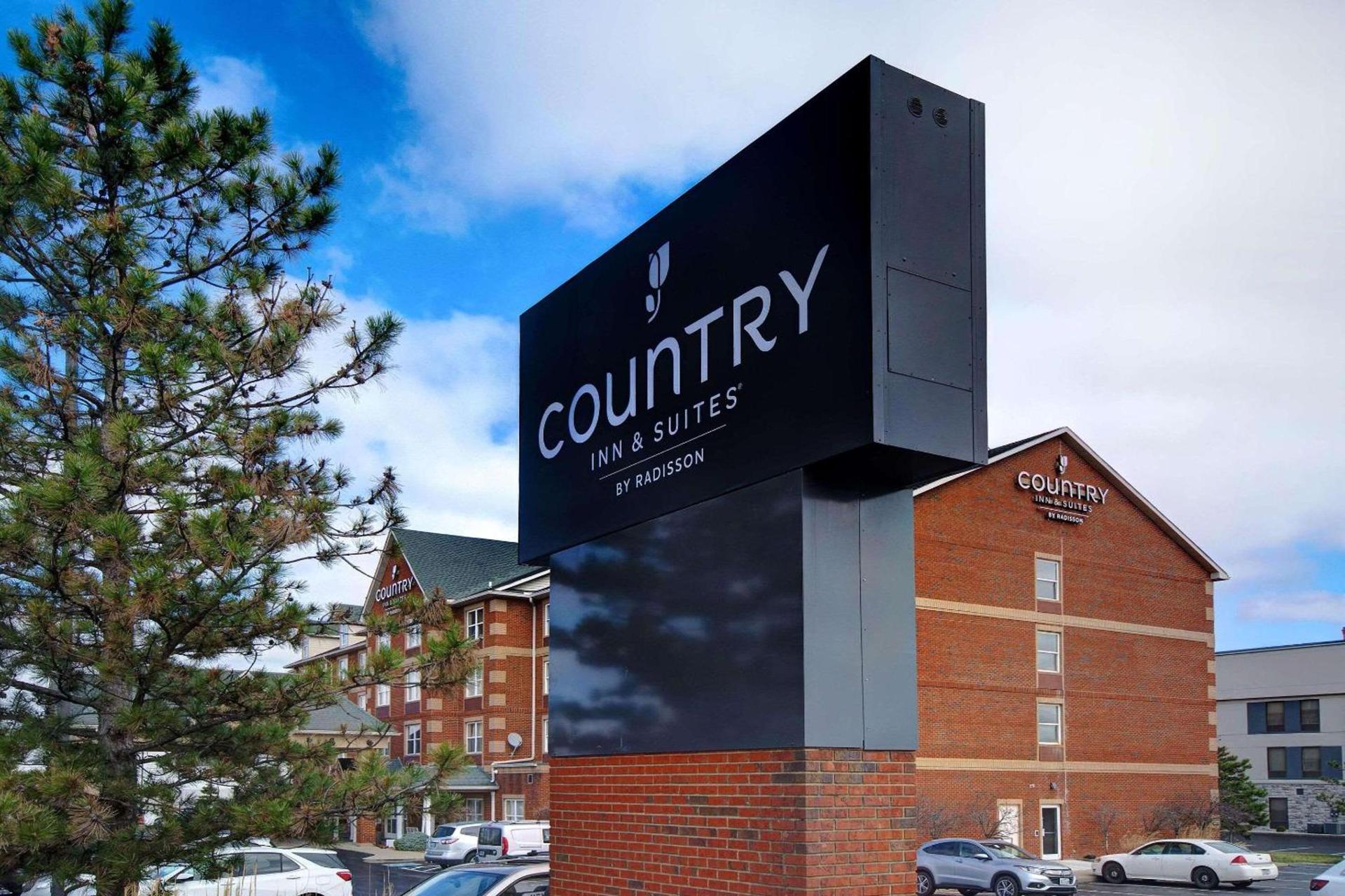 Country Inn & Suites by Radisson, Cincinnati Airport, KY photo 3