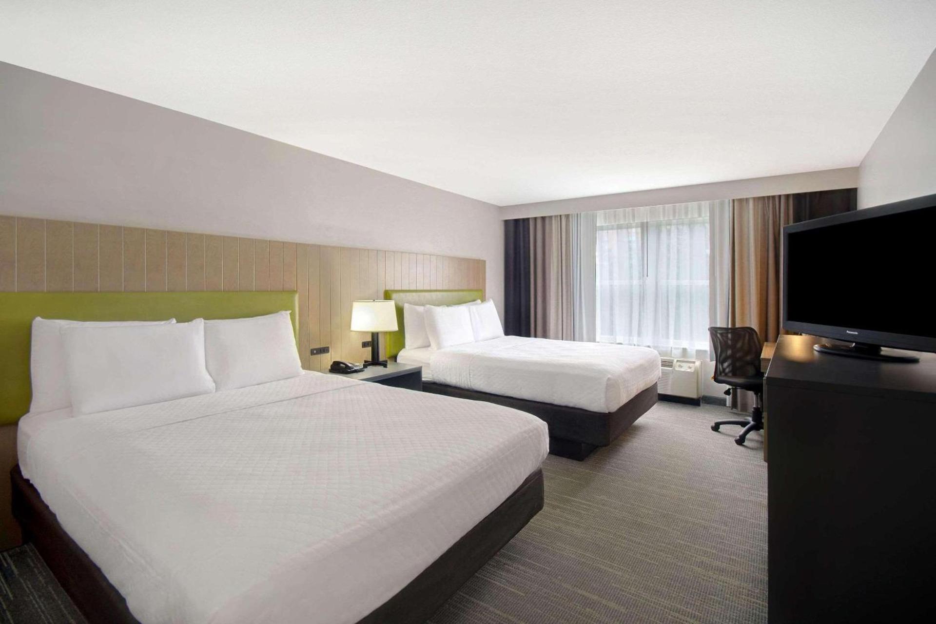 Country Inn & Suites by Radisson, Cincinnati Airport, KY photo 7