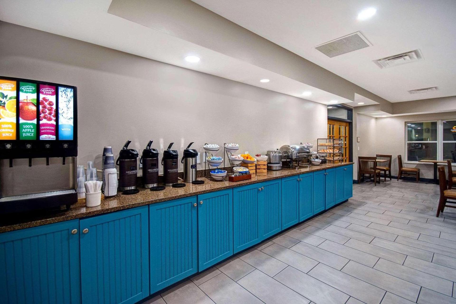 Country Inn & Suites by Radisson, Cincinnati Airport, KY photo 27