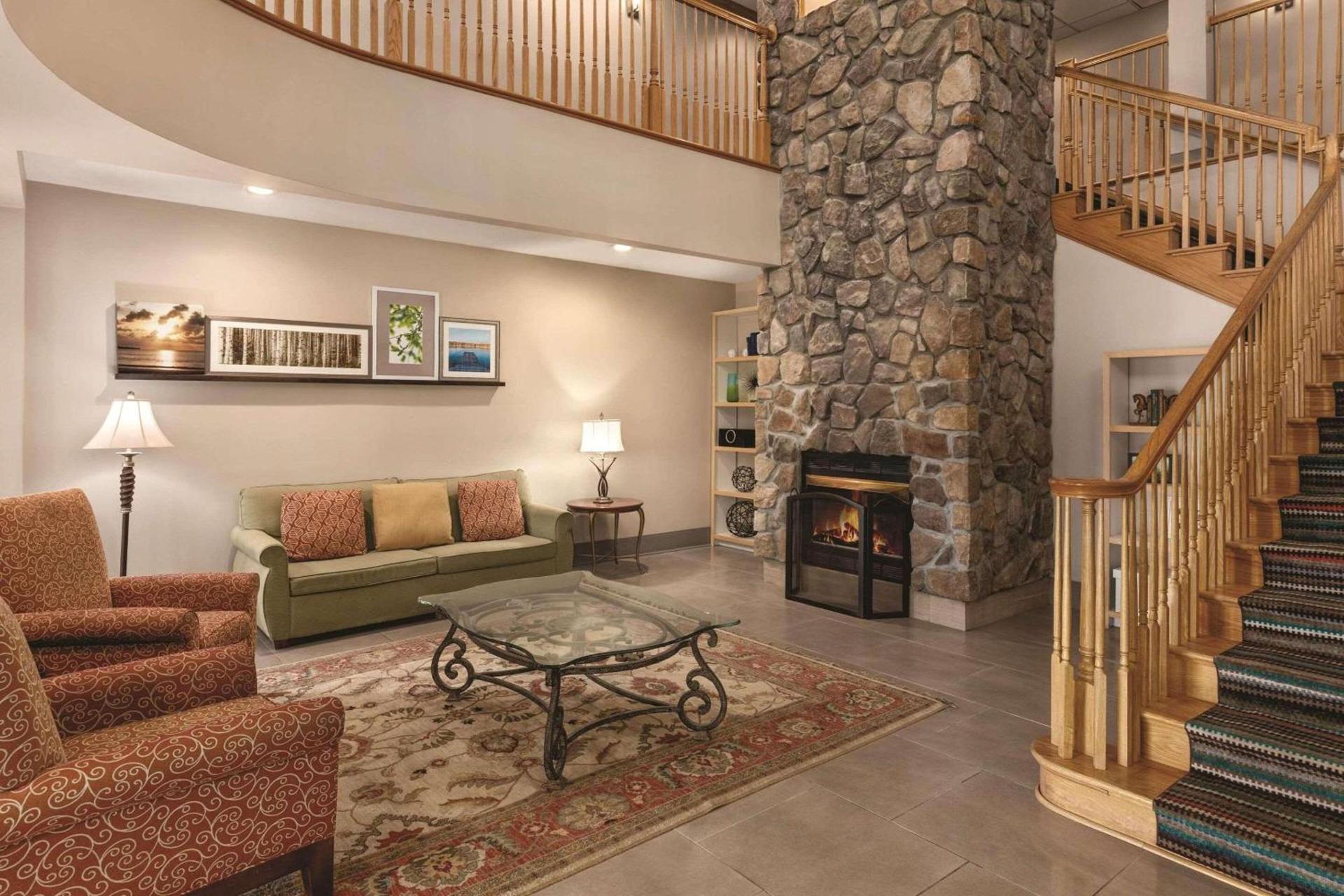 Country Inn & Suites by Radisson, Georgetown, KY photo 5