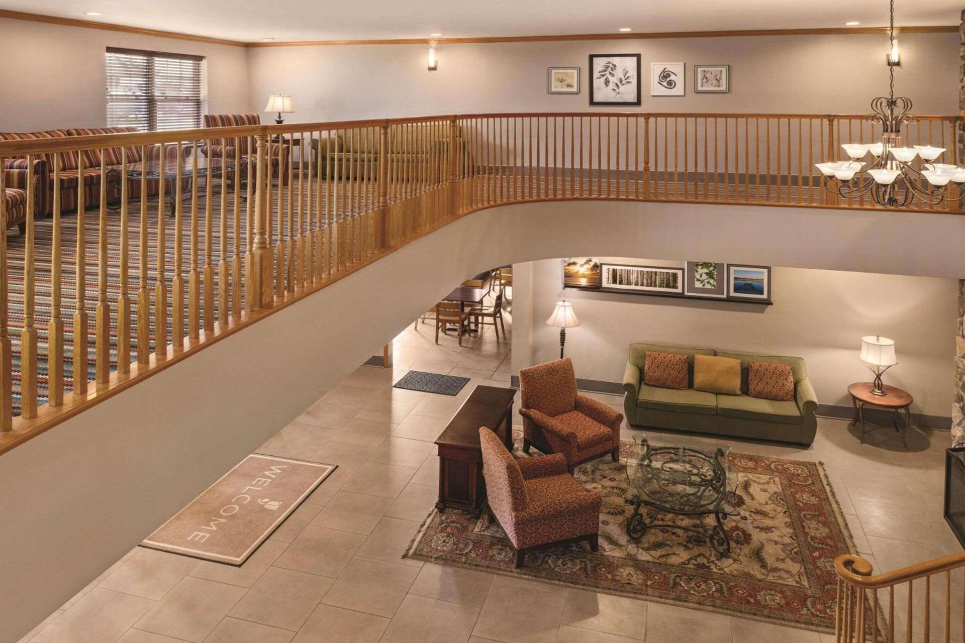 Country Inn & Suites by Radisson, Georgetown, KY photo 4