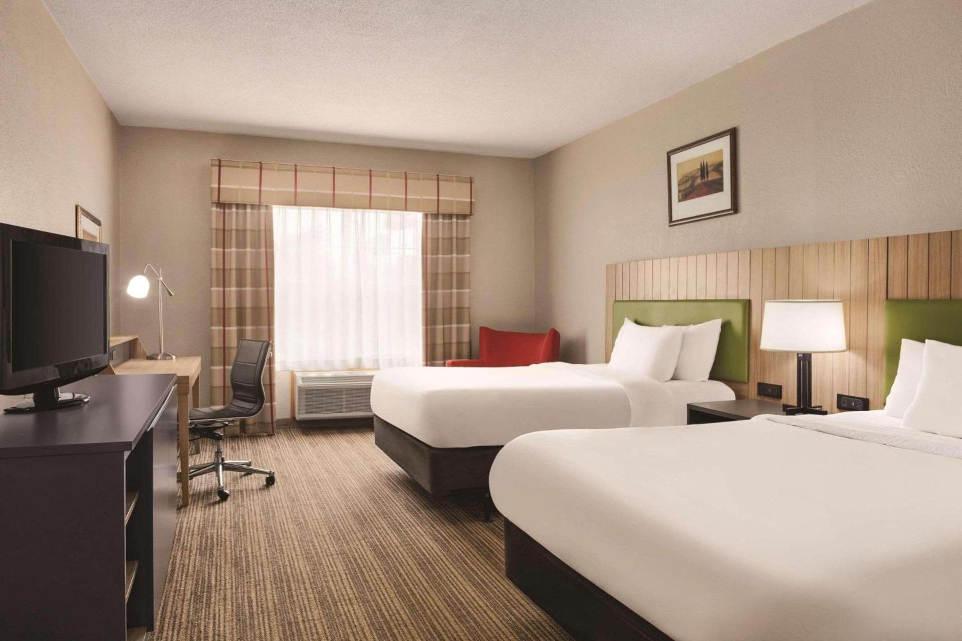 Country Inn & Suites by Radisson, Georgetown, KY photo 7