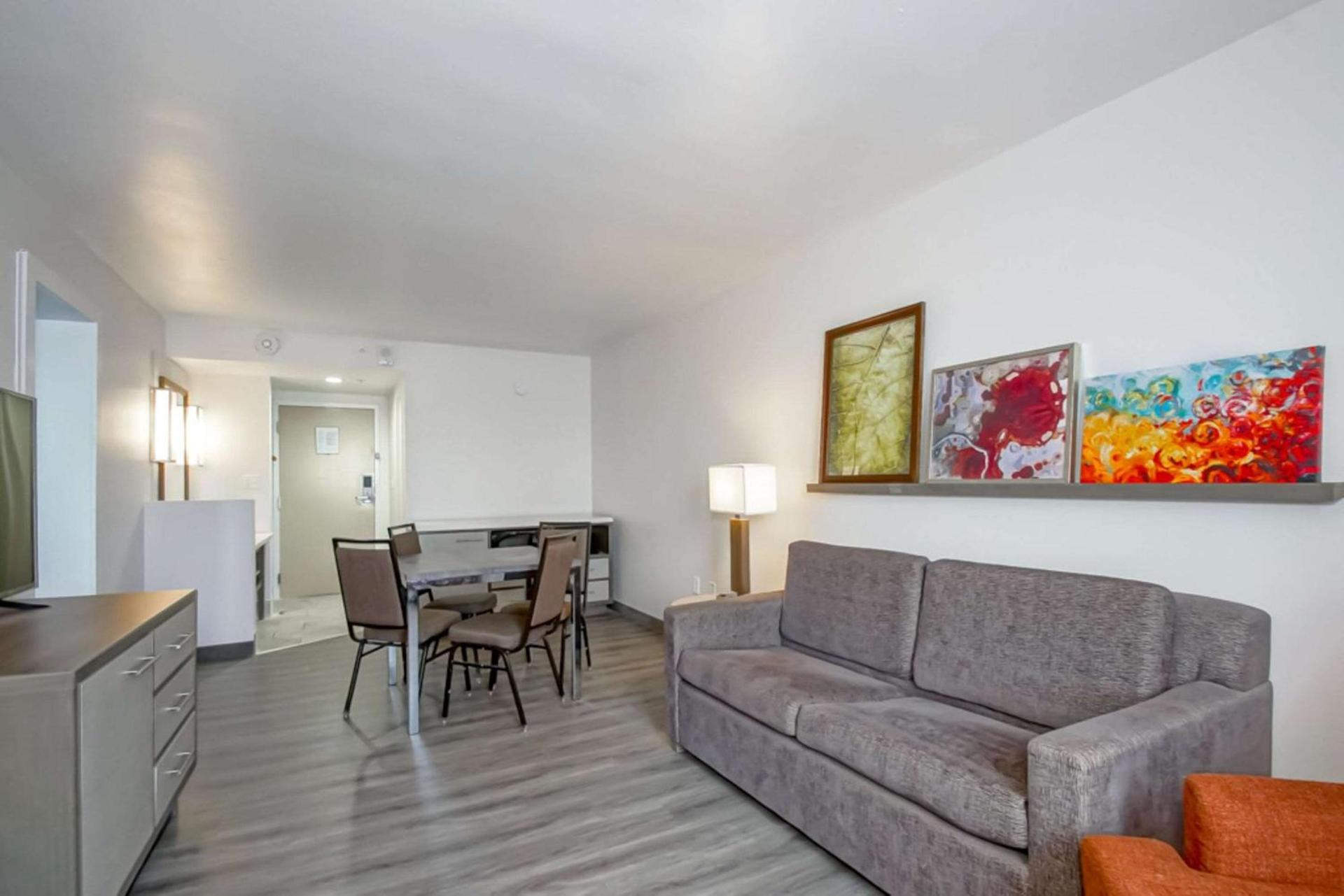 Country Inn & Suites by Radisson, New Orleans I-10 East, LA photo 24