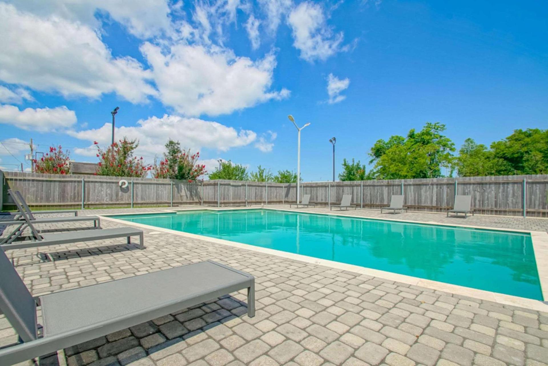 Country Inn & Suites by Radisson, New Orleans I-10 East, LA photo 27