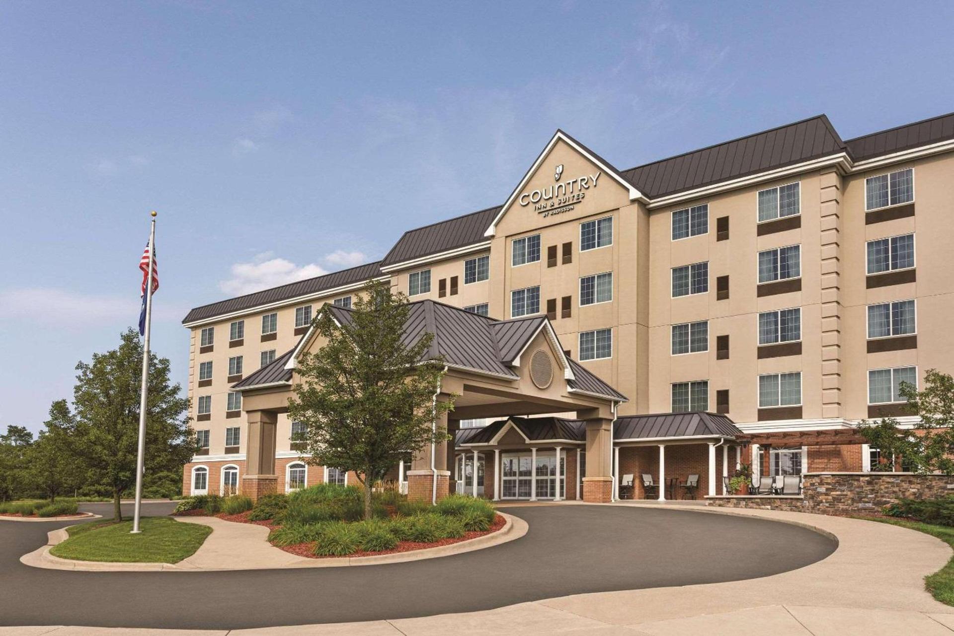 Country Inn & Suites by Radisson, Grand Rapids East, MI photo 4
