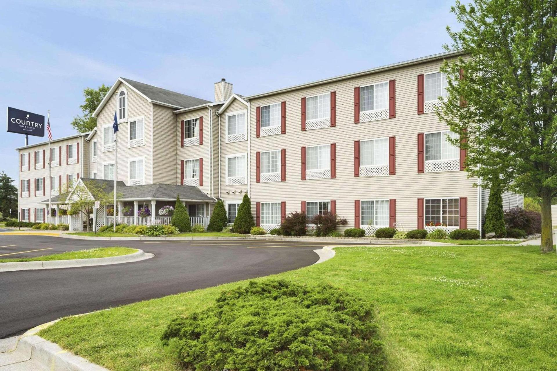 Country Inn & Suites by Radisson, Grand Rapids Airport, MI — hotel in Grand Rapids