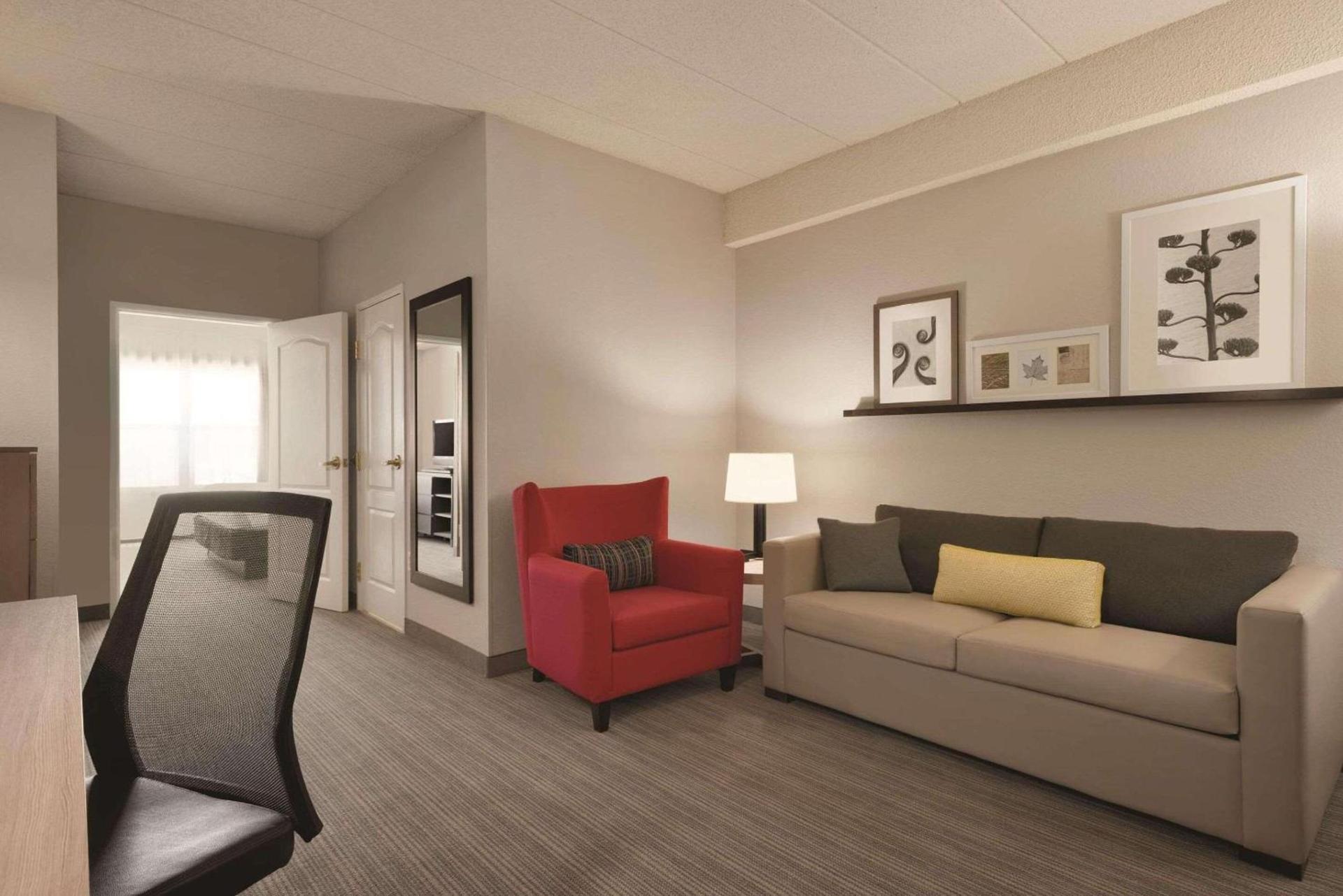 Country Inn & Suites by Radisson, Shoreview-Mounds View, MN photo 2