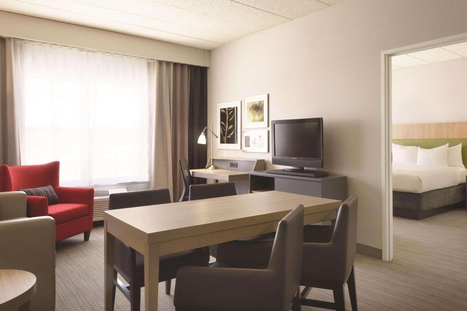 Country Inn & Suites by Radisson, Shoreview-Mounds View, MN photo 4
