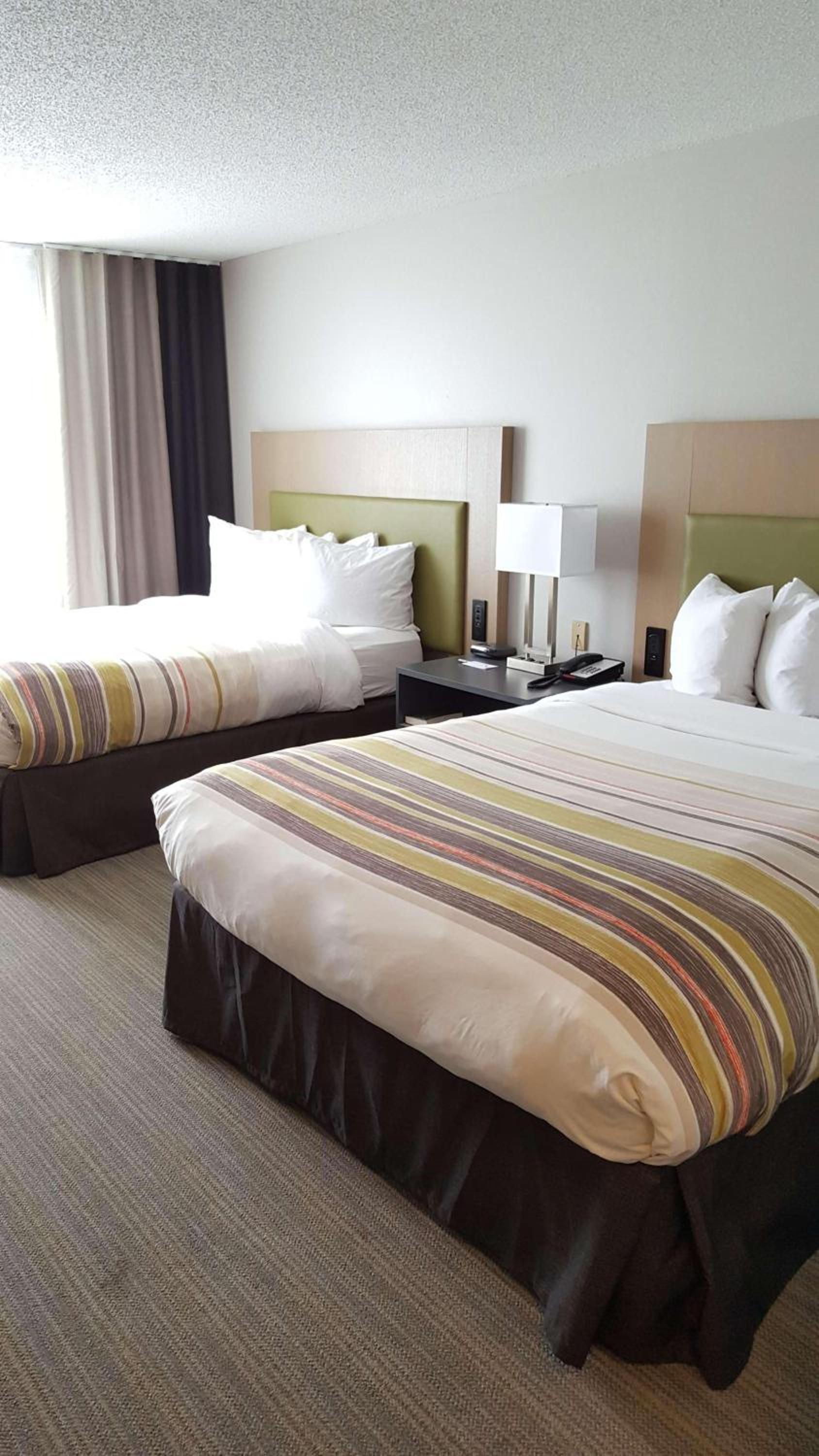 Country Inn & Suites by Radisson, Elk River, MN photo 3