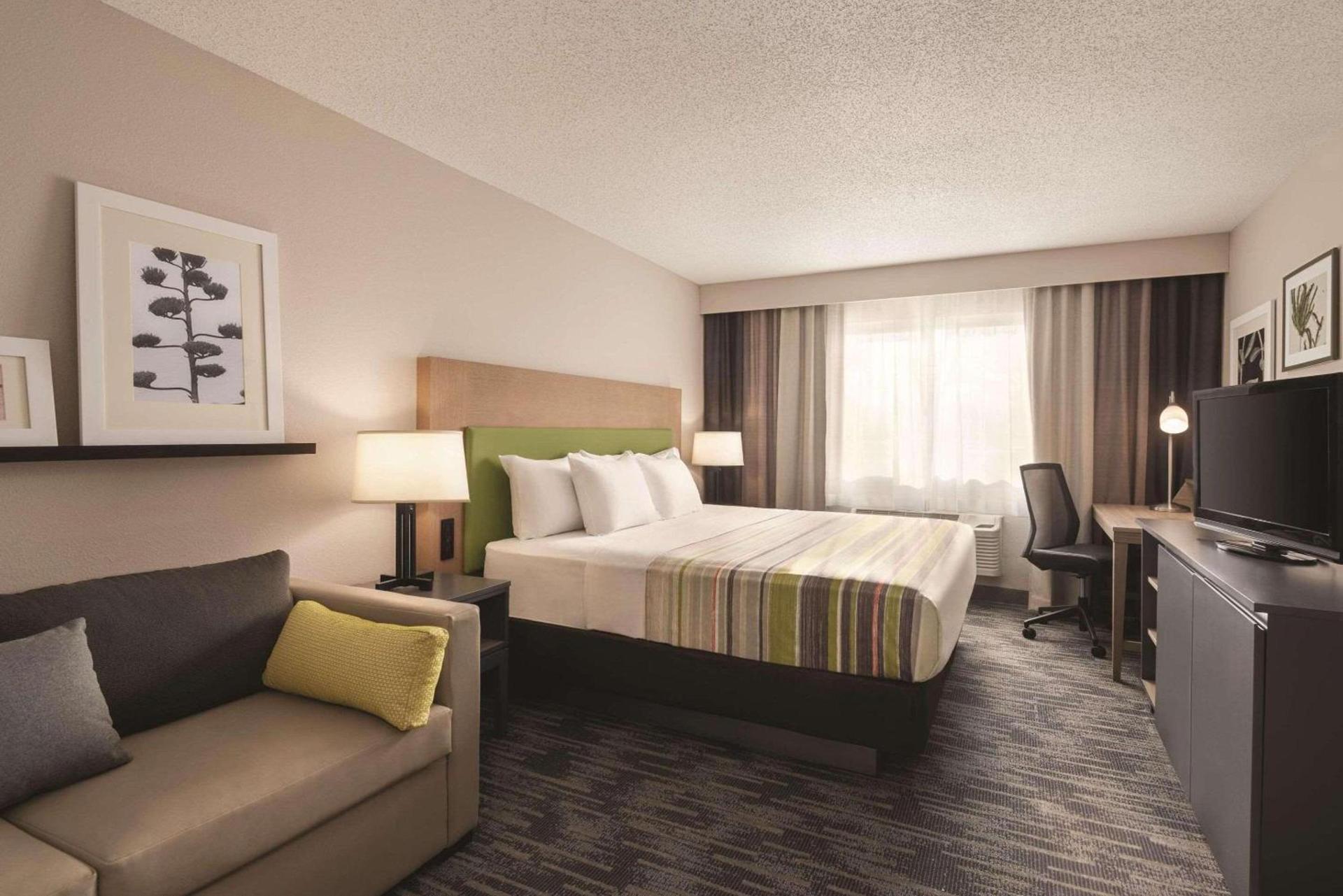 Country Inn & Suites by Radisson, Northfield, MN photo 11