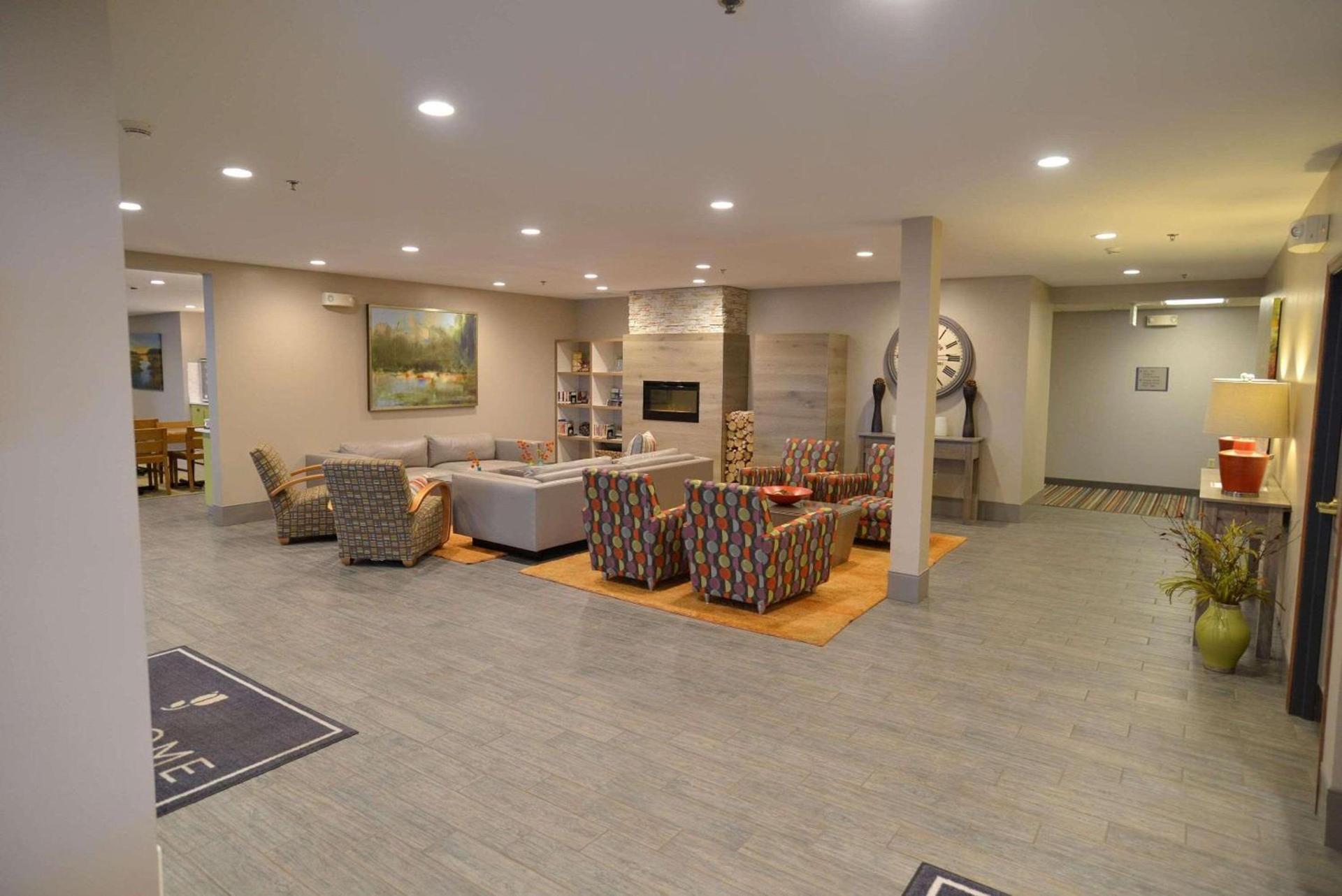 Country Inn & Suites by Radisson, Duluth North, MN photo 13
