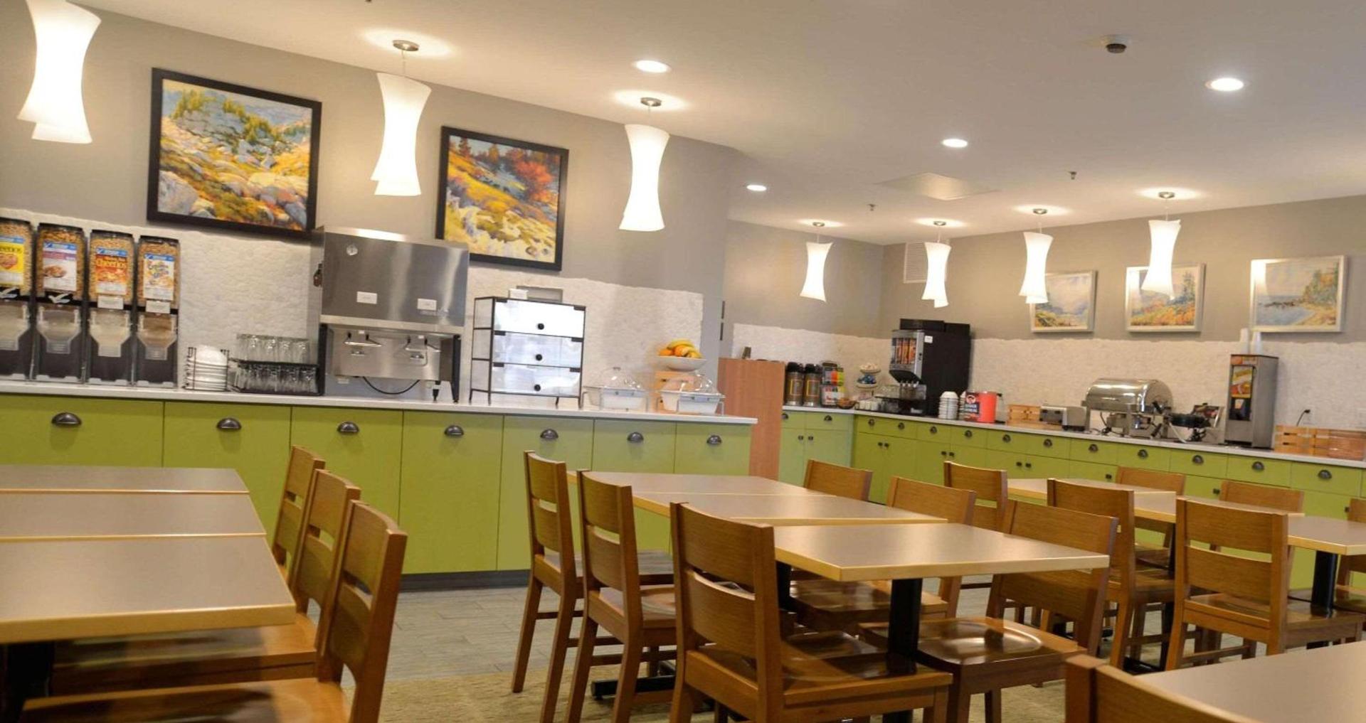 Country Inn & Suites by Radisson, Duluth North, MN photo 3